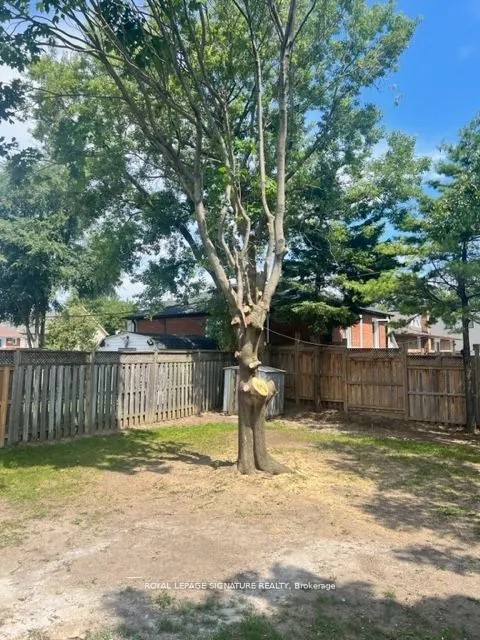 1045 Strathy Avenue