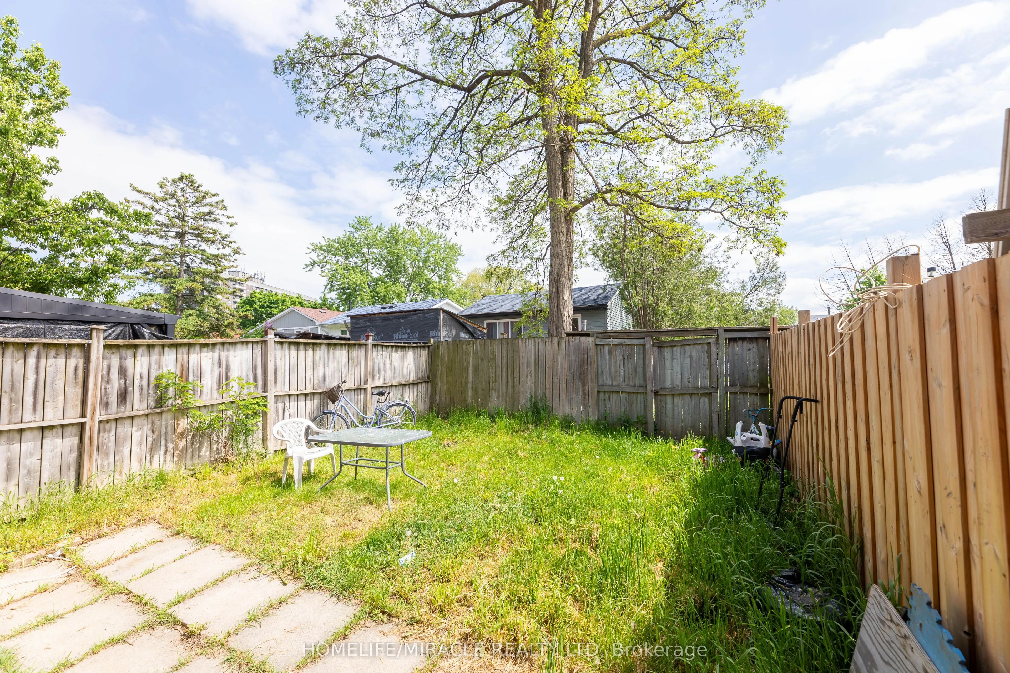 366 Driftwood Avenue, #20