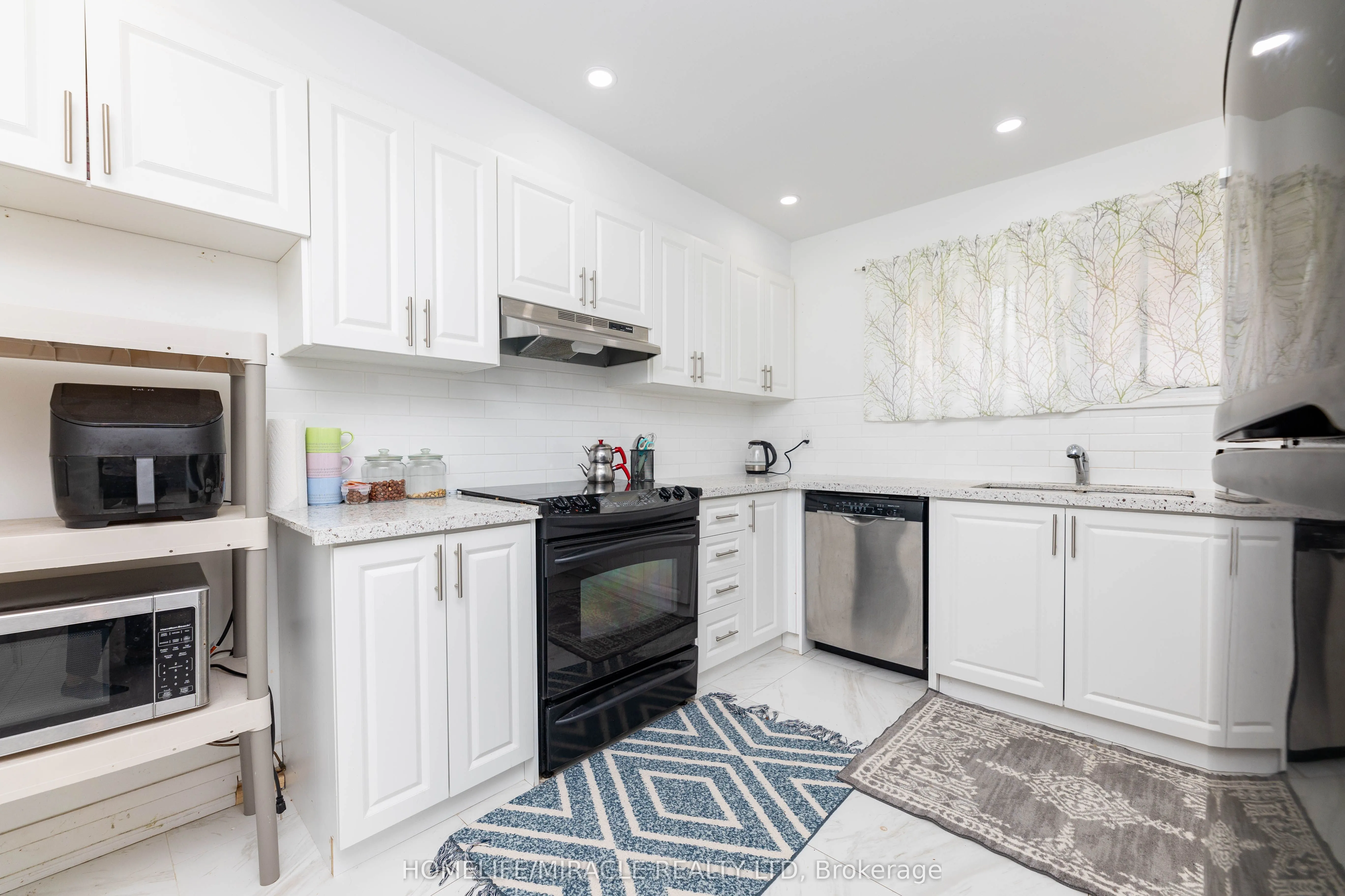 366 Driftwood Avenue, #20