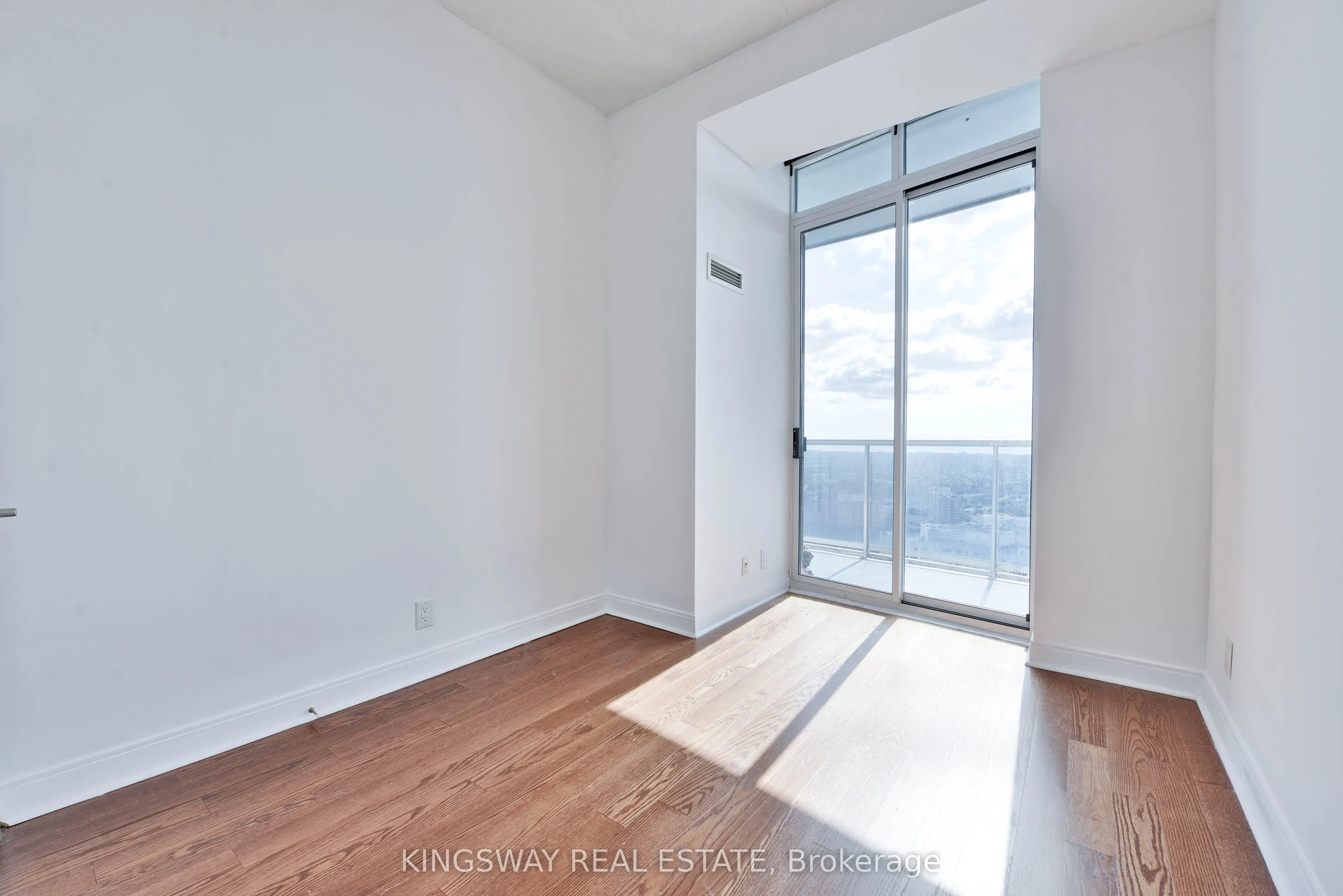 80 ABSOLUTE Avenue, #3404