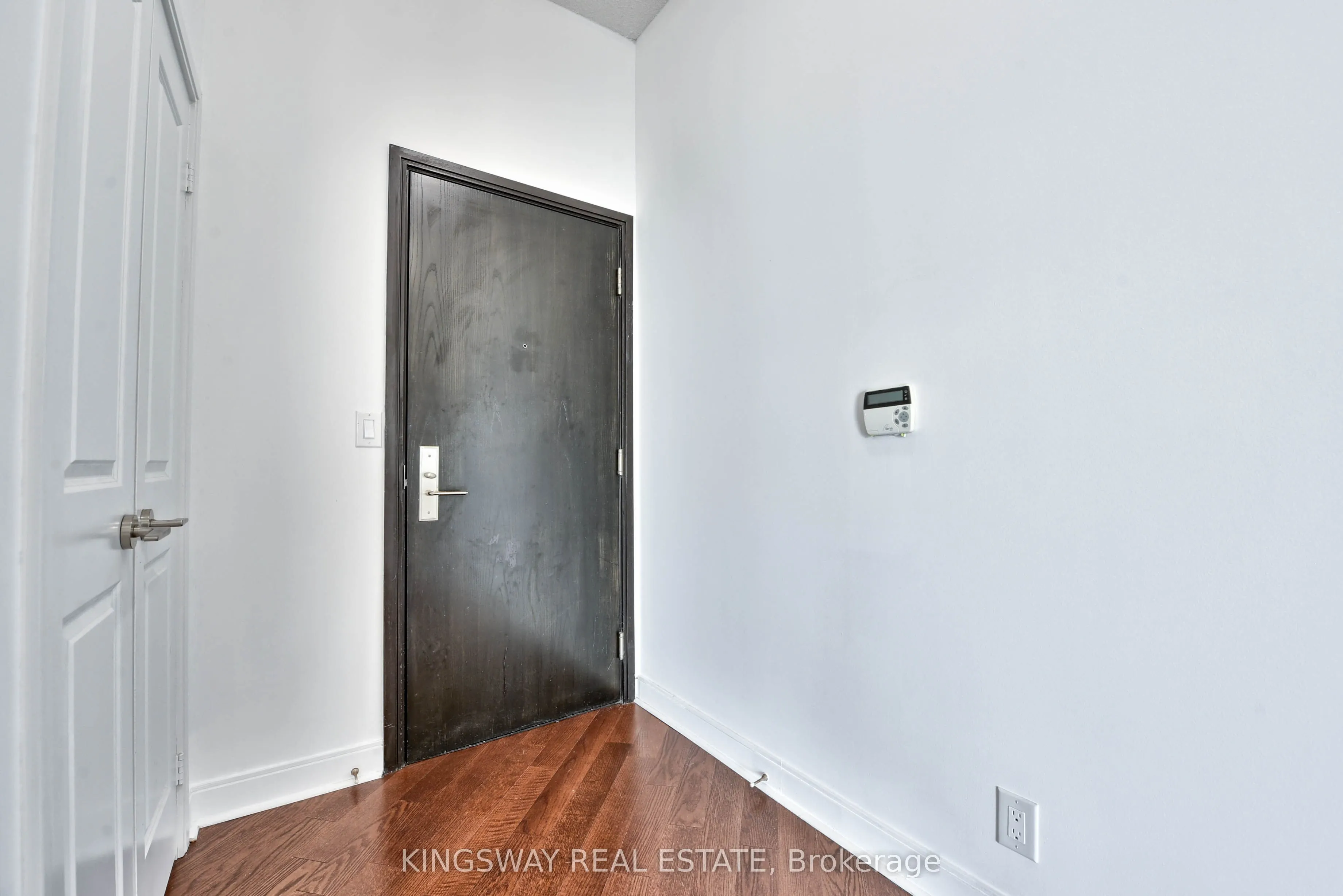80 ABSOLUTE Avenue, #3404