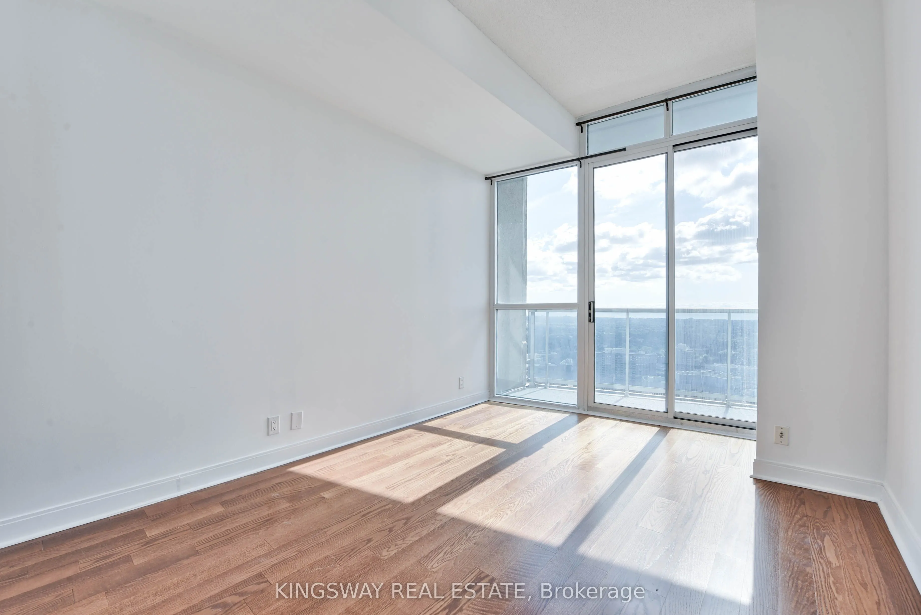 80 ABSOLUTE Avenue, #3404