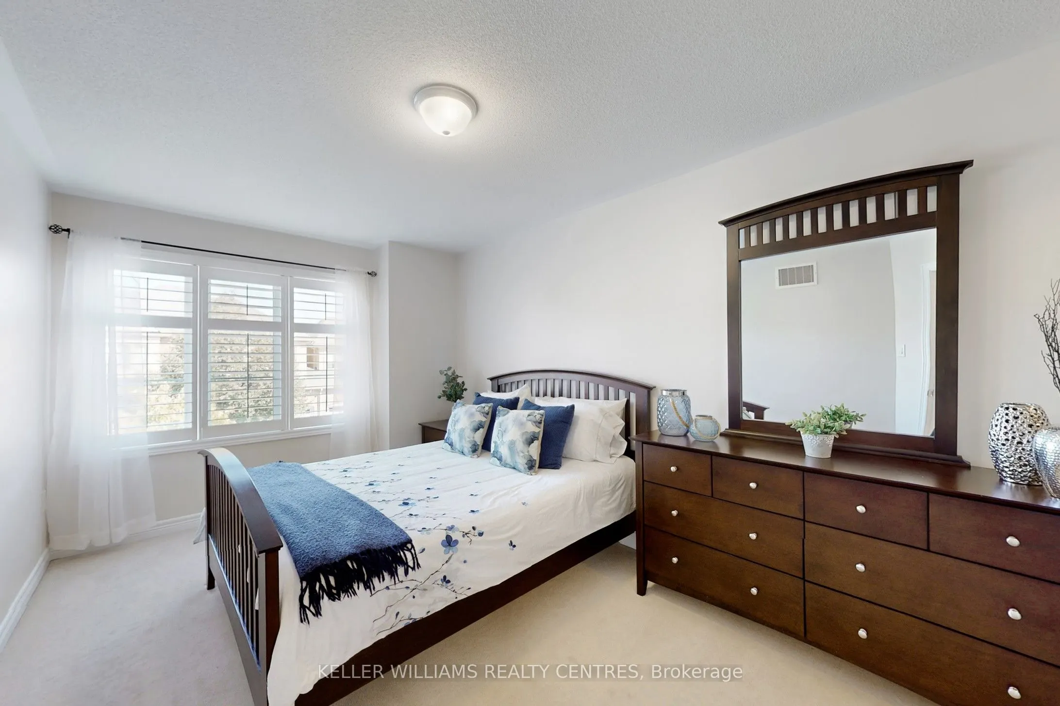 19 Diamond Leaf Lane