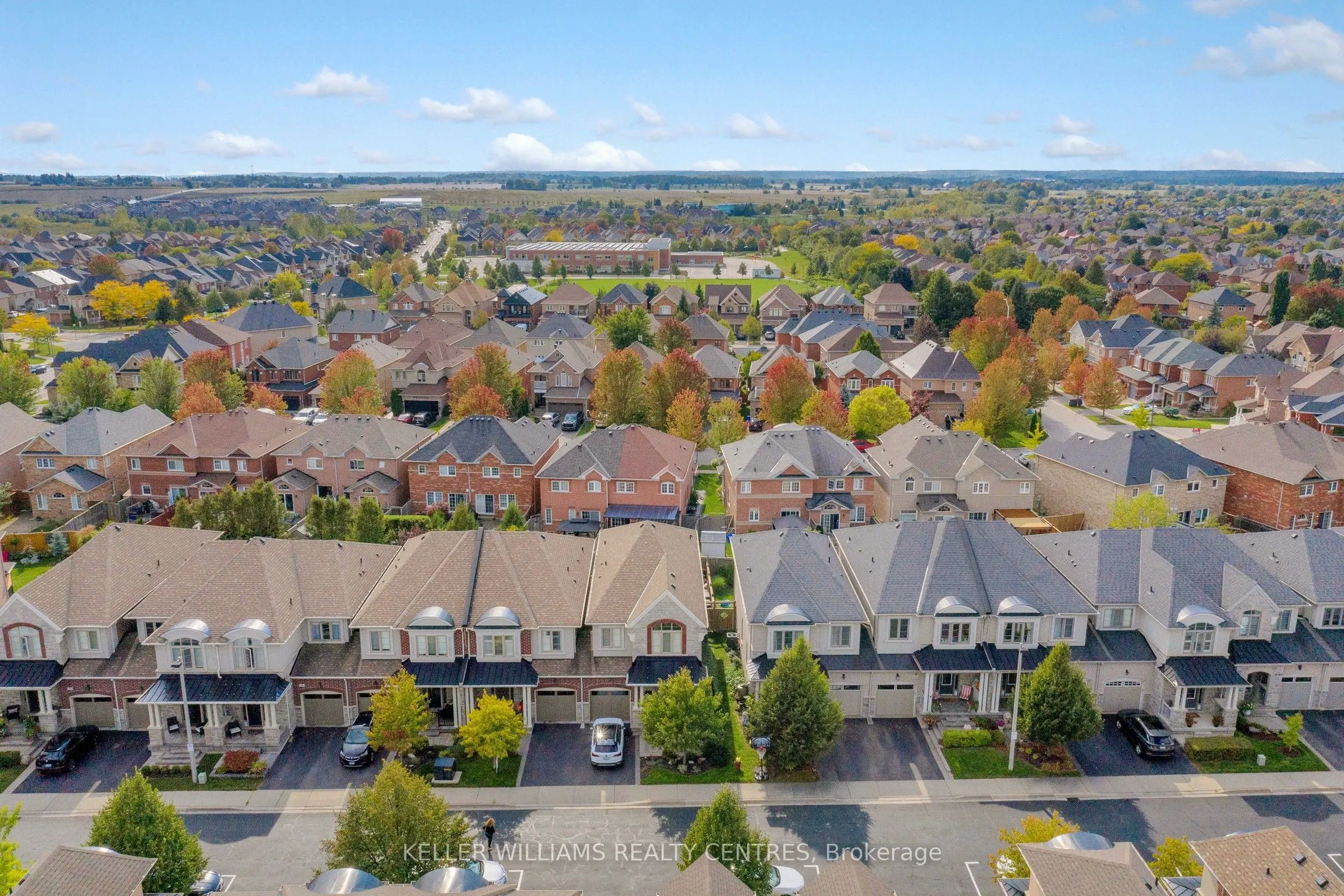 19 Diamond Leaf Lane