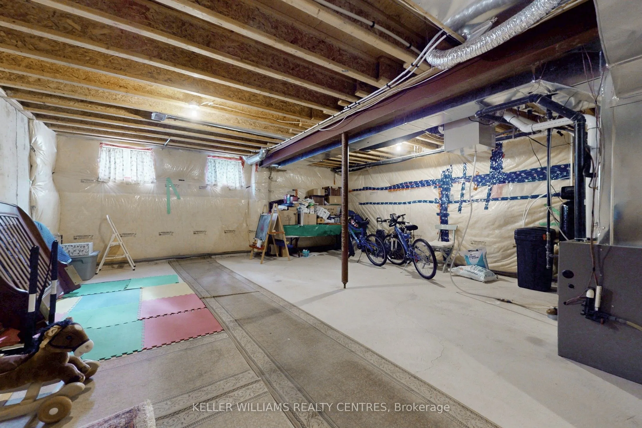 19 Diamond Leaf Lane