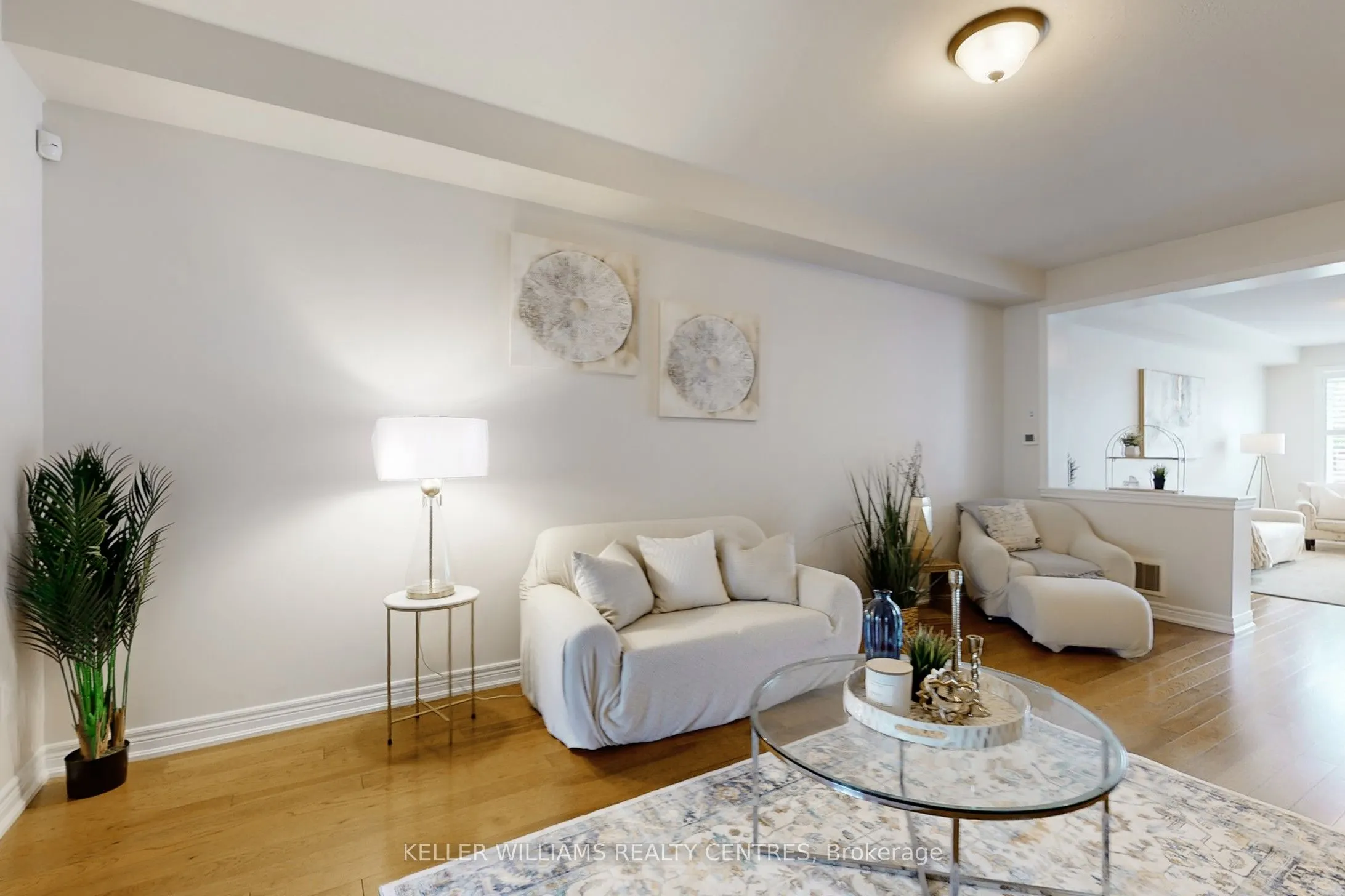 19 Diamond Leaf Lane