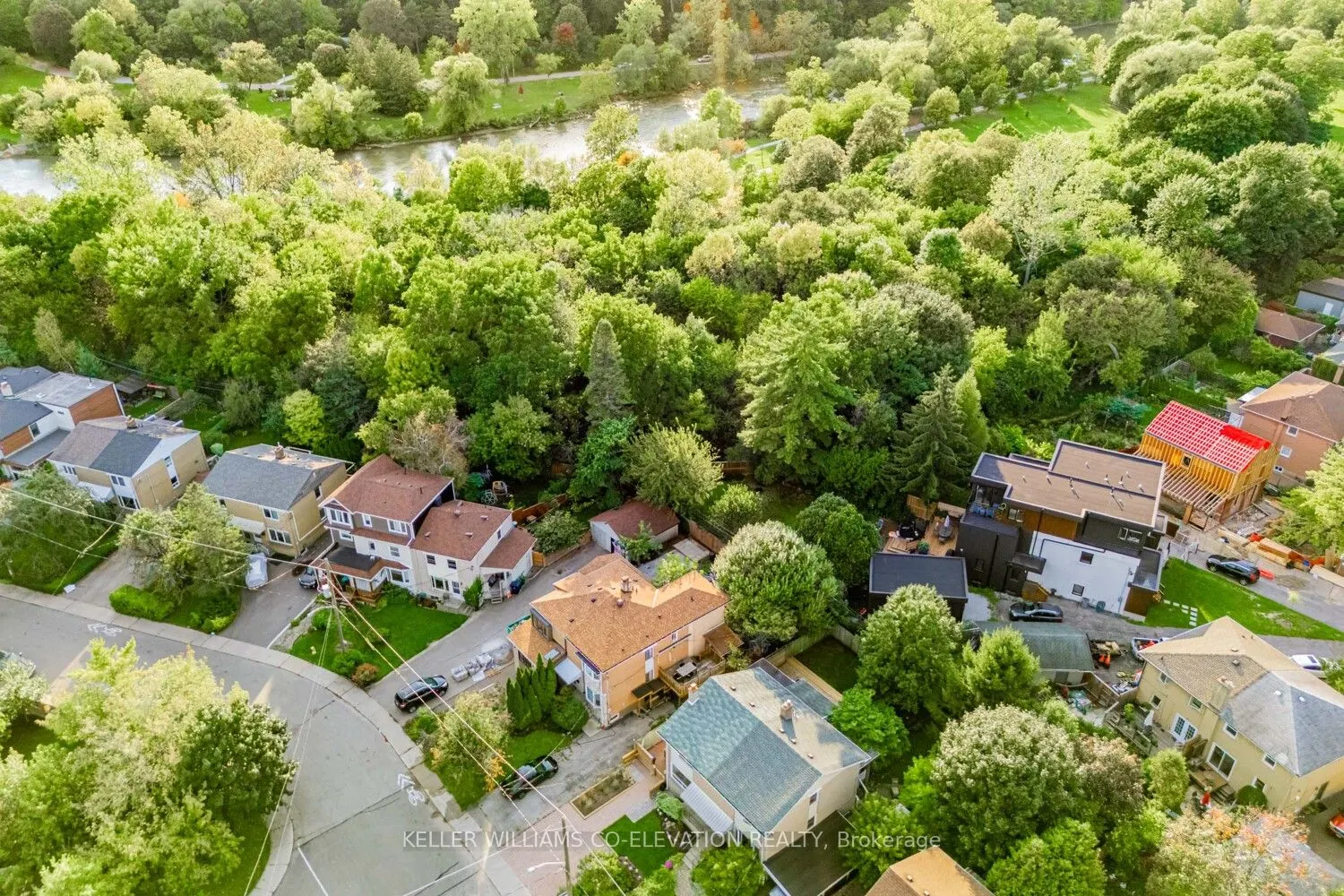 54 Pasadena Gardens