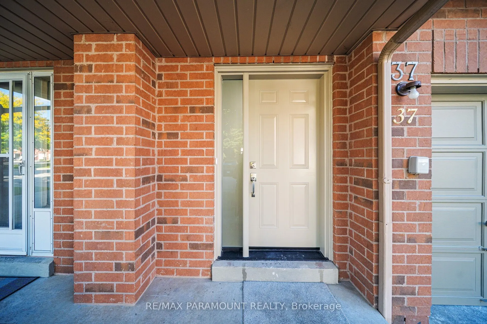 1575 South Parade Court, #37