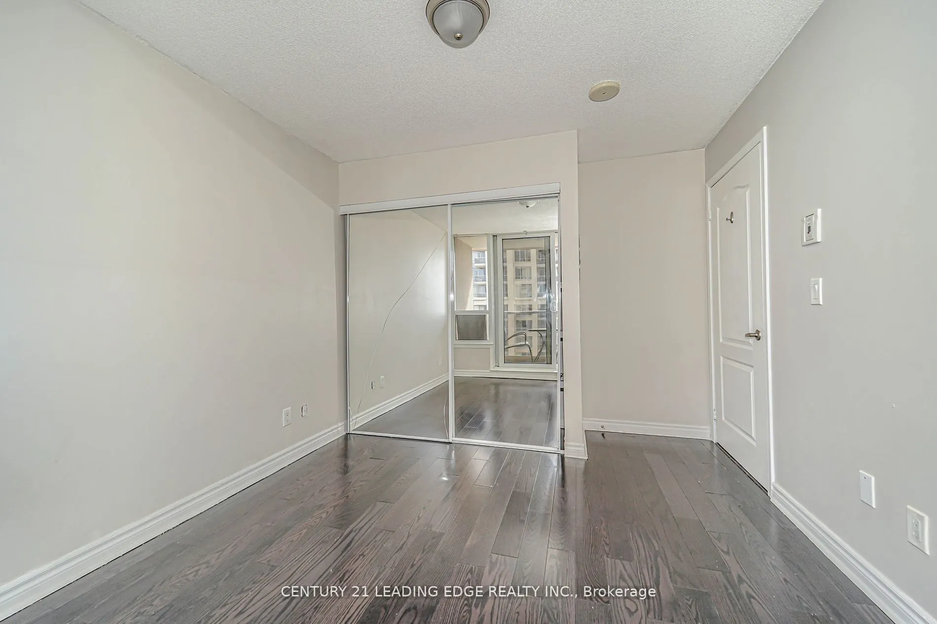 4090 Living Arts Drive, #2512
