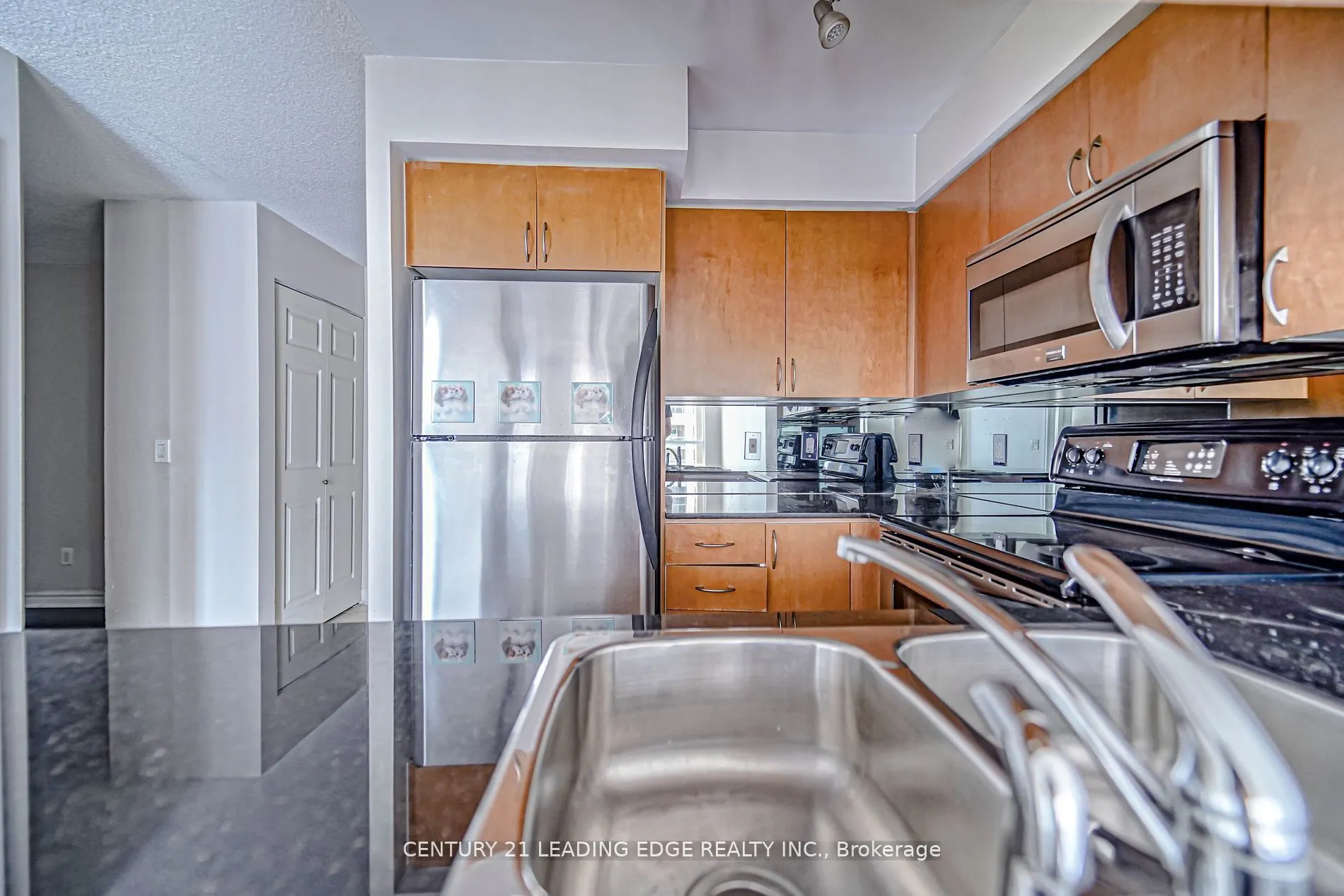 4090 Living Arts Drive, #2512