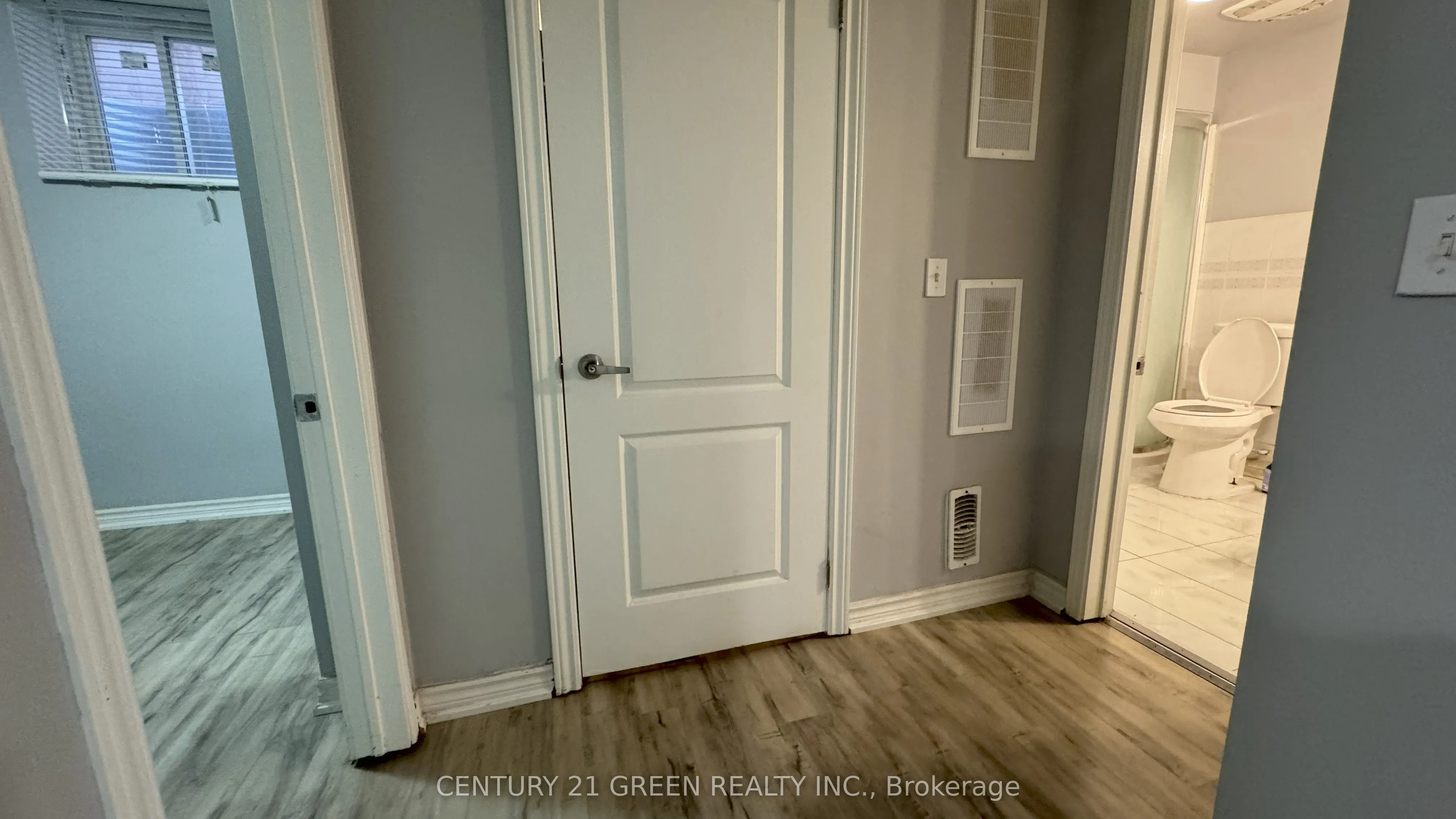 8 Natalie Court, #Lower