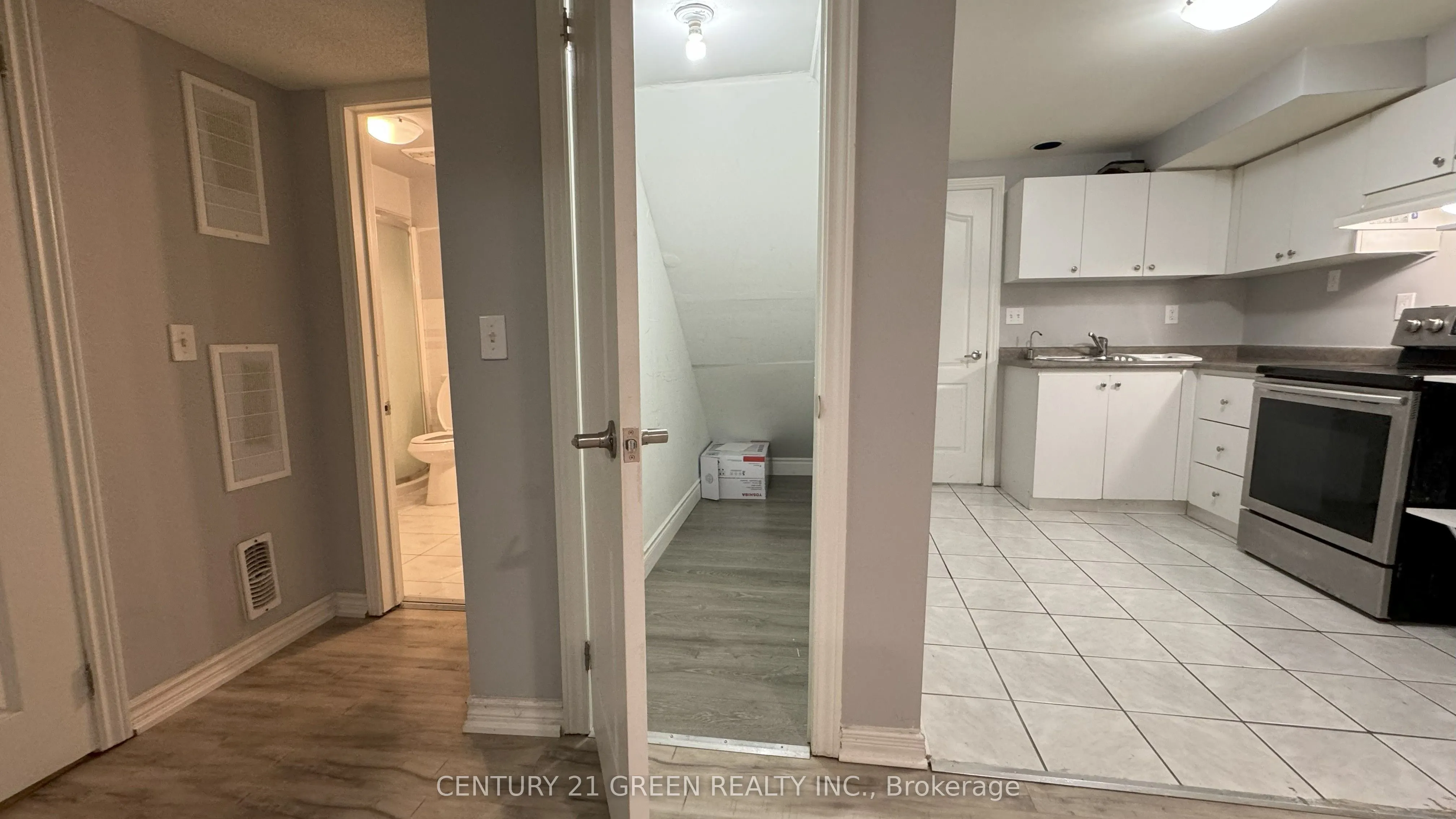8 Natalie Court, #Lower