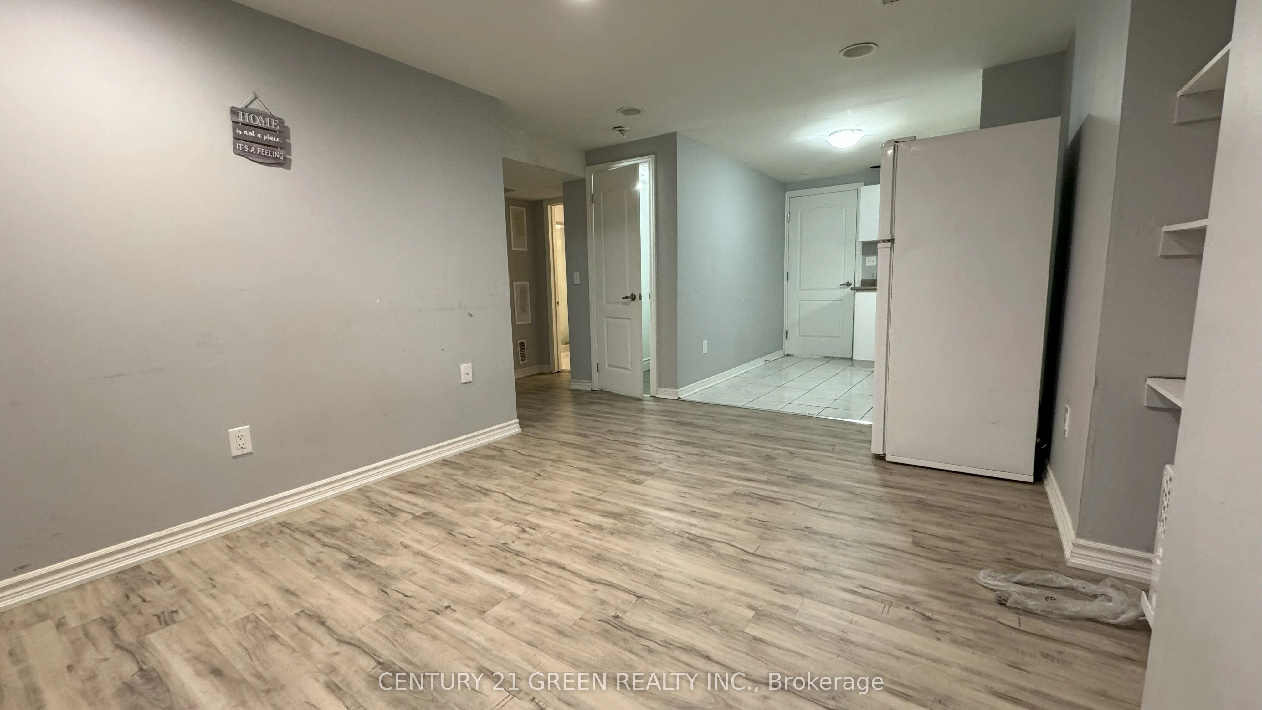 8 Natalie Court, #Lower