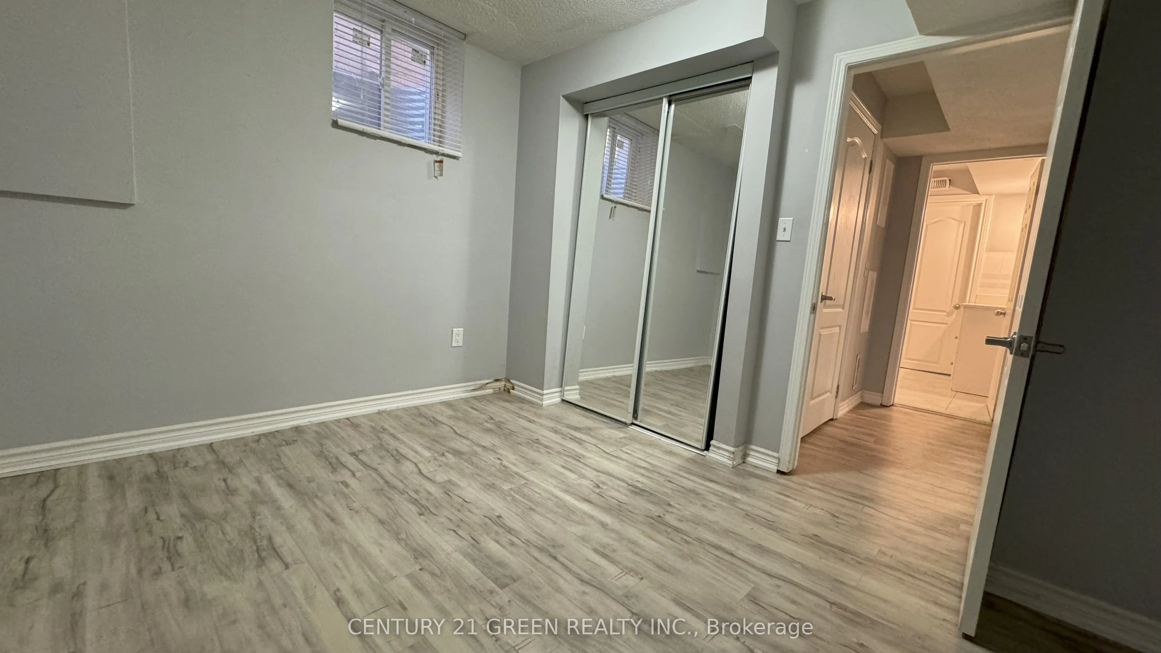 8 Natalie Court, #Lower