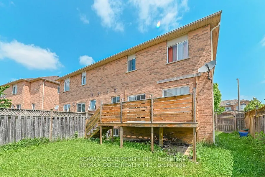 14 Topiary Lane