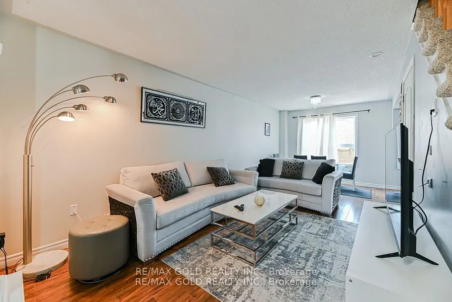 14 Topiary Lane