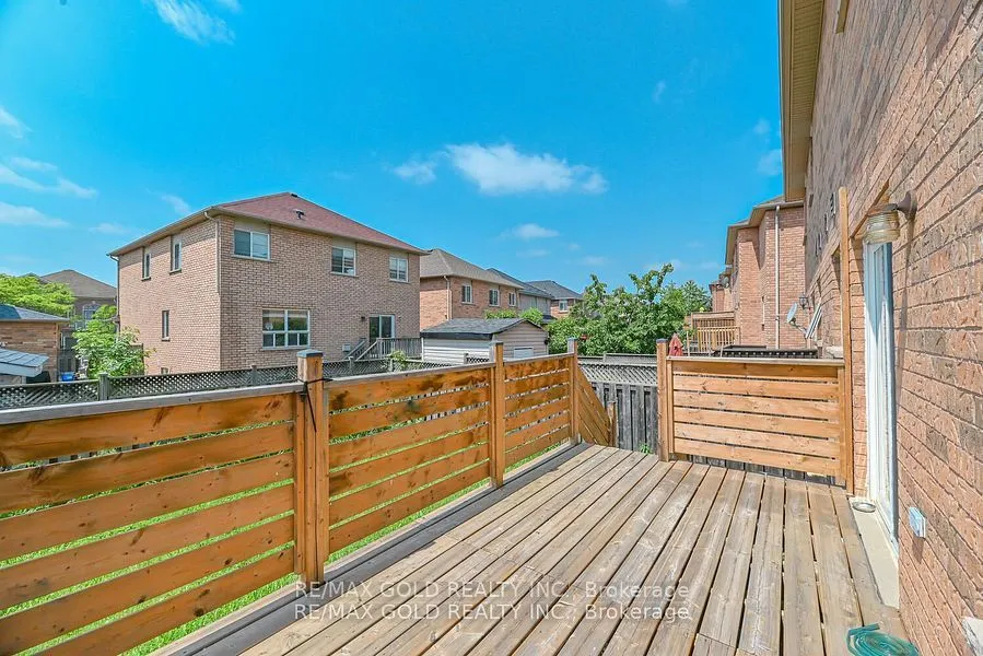 14 Topiary Lane