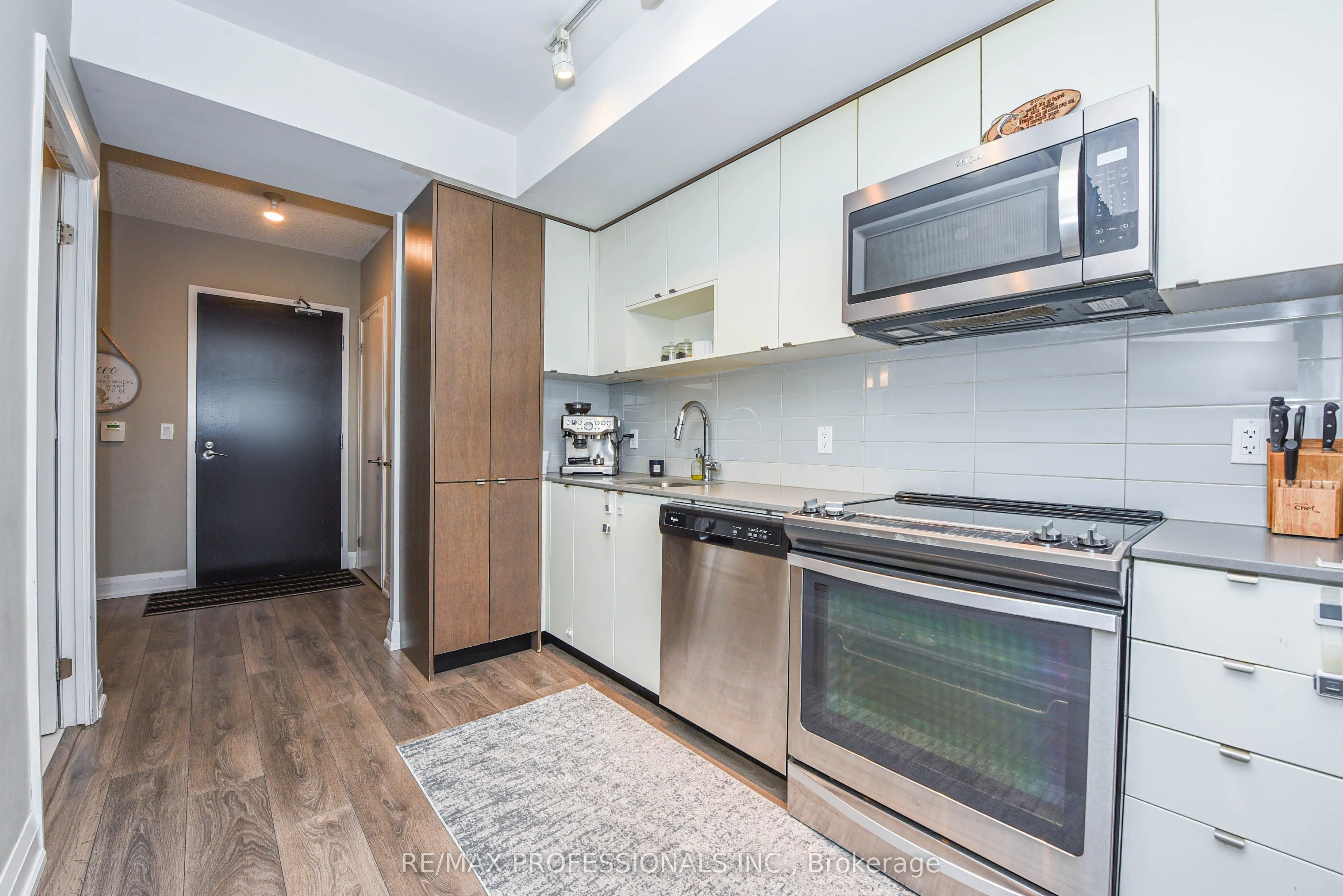 9 Valhalla Inn Road, #1205