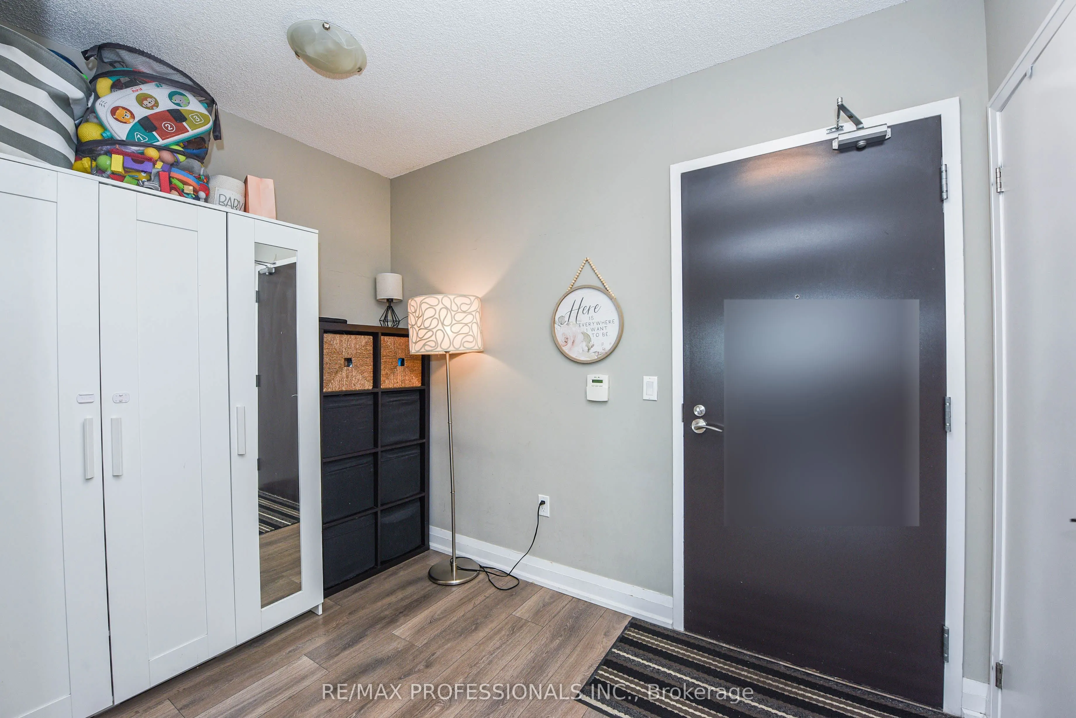 9 Valhalla Inn Road, #1205