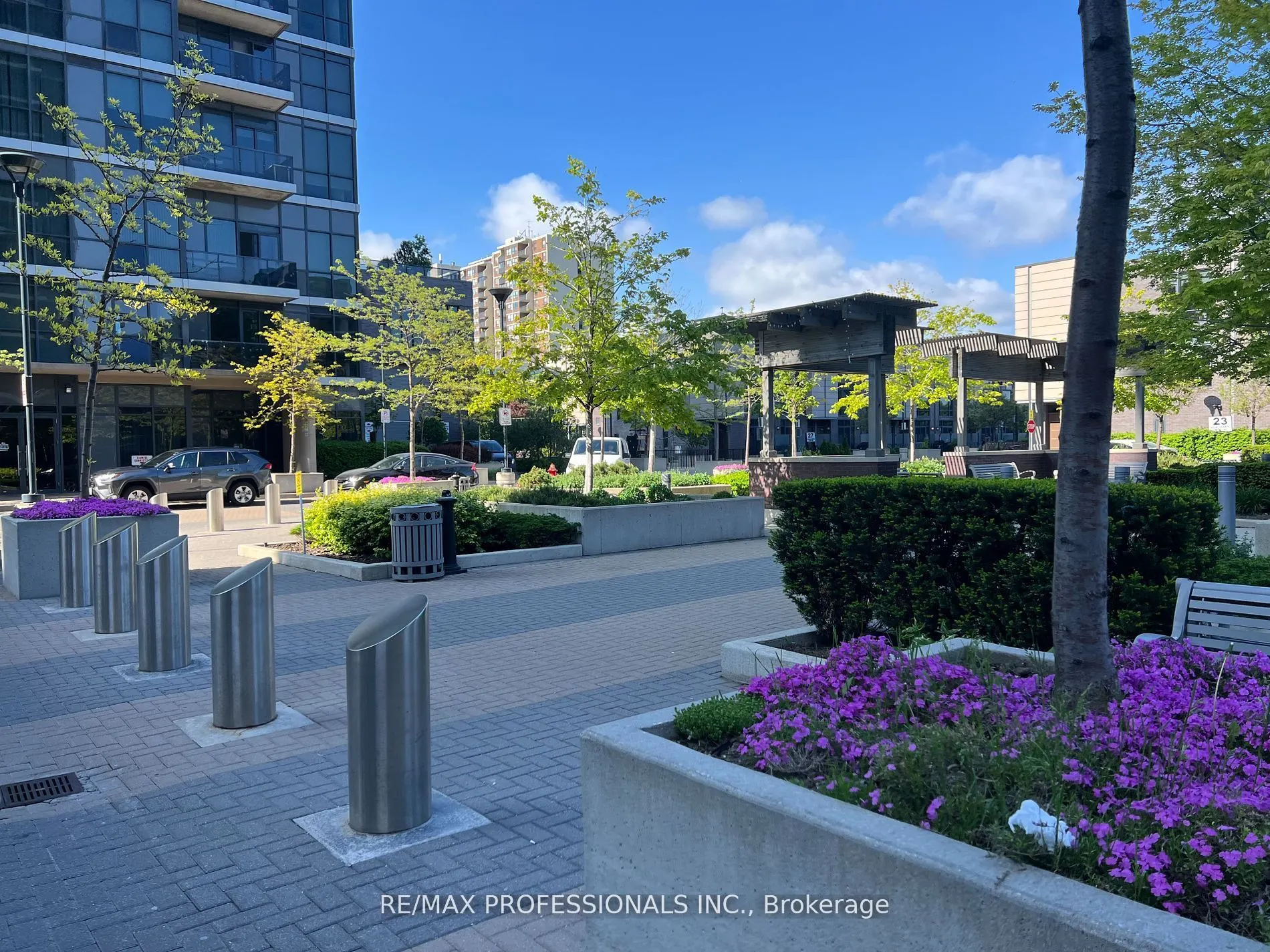 9 Valhalla Inn Road, #1205