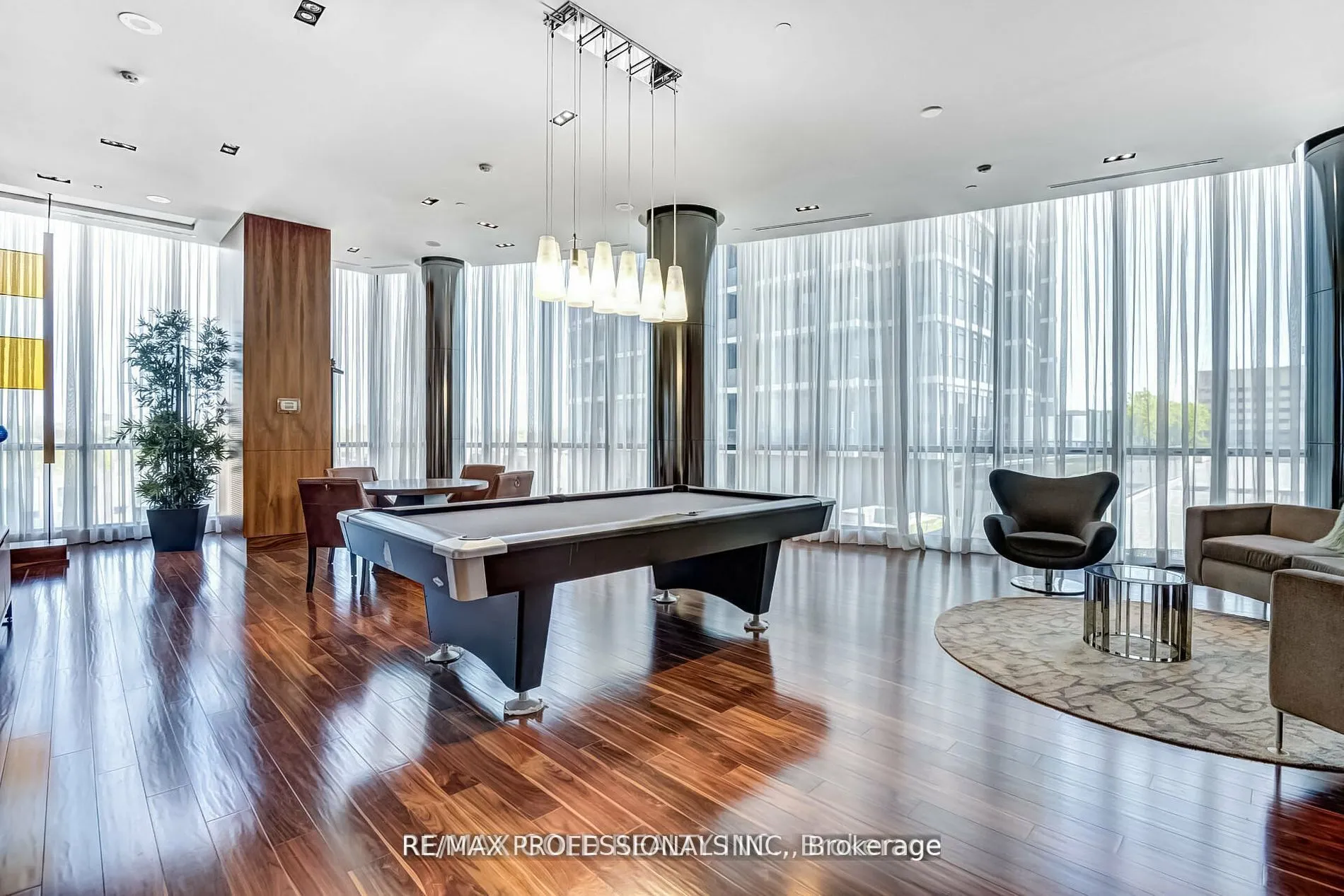 9 Valhalla Inn Road, #1205