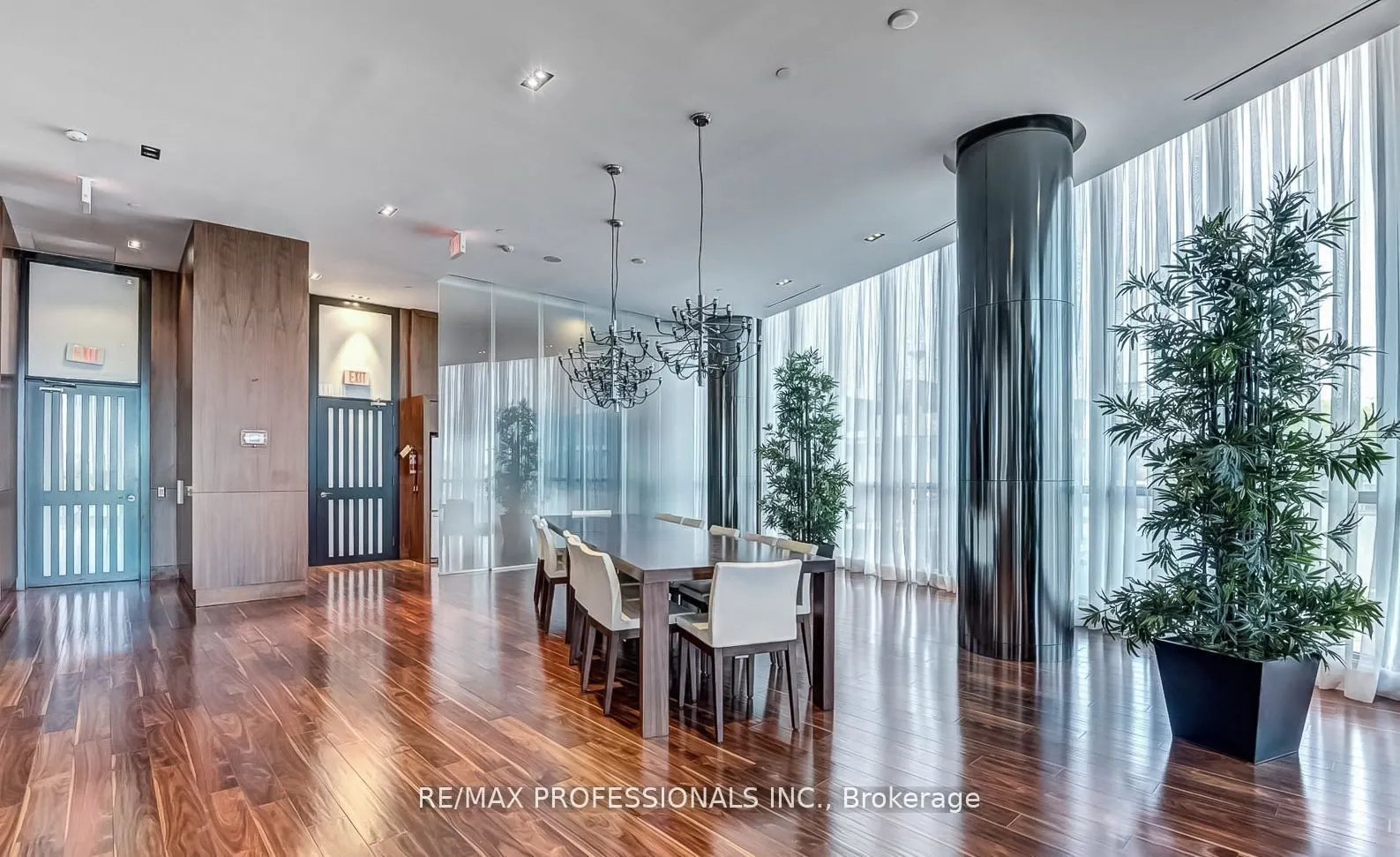 9 Valhalla Inn Road, #1205