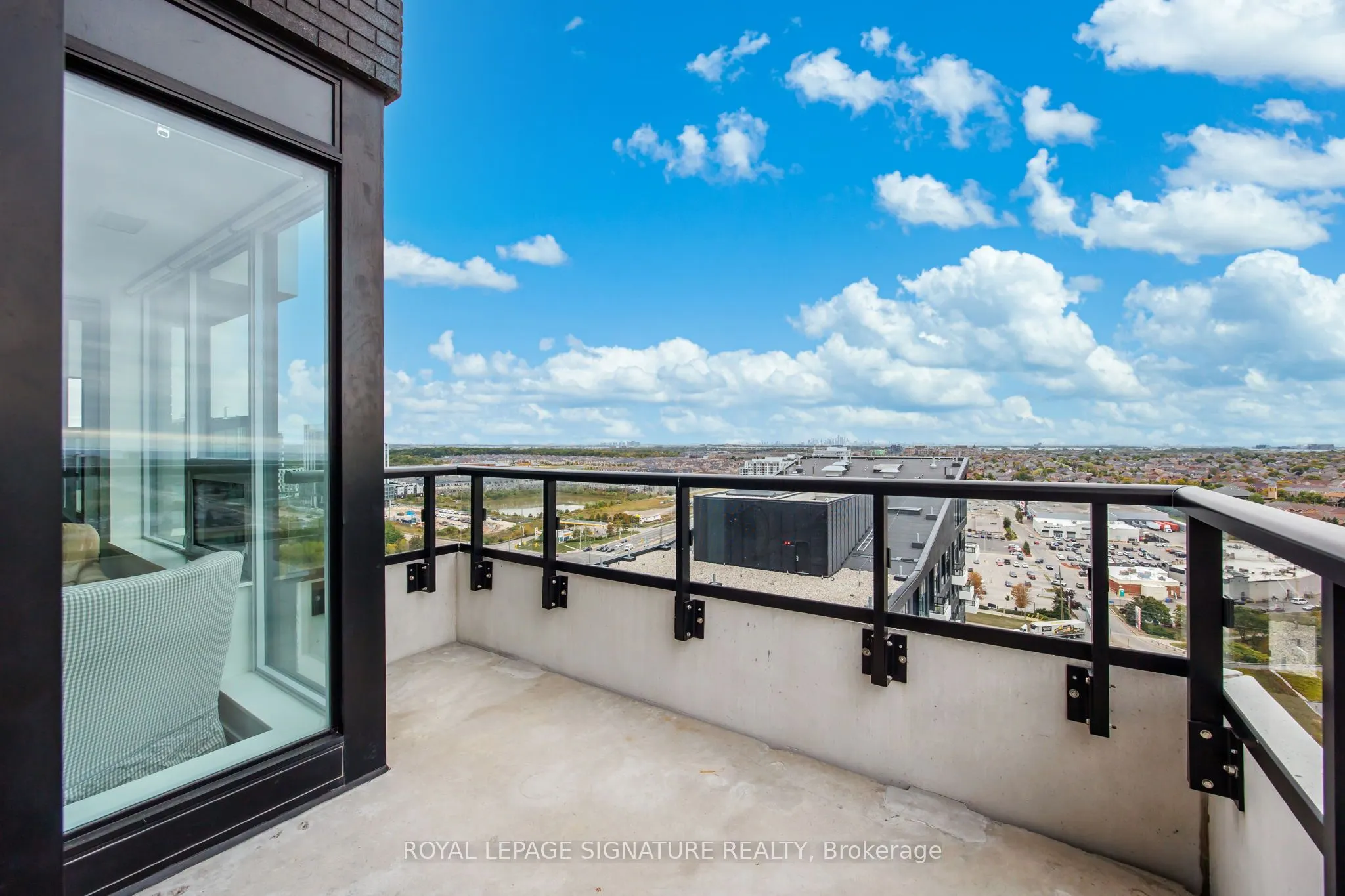 2481 Taunton Road, #1607