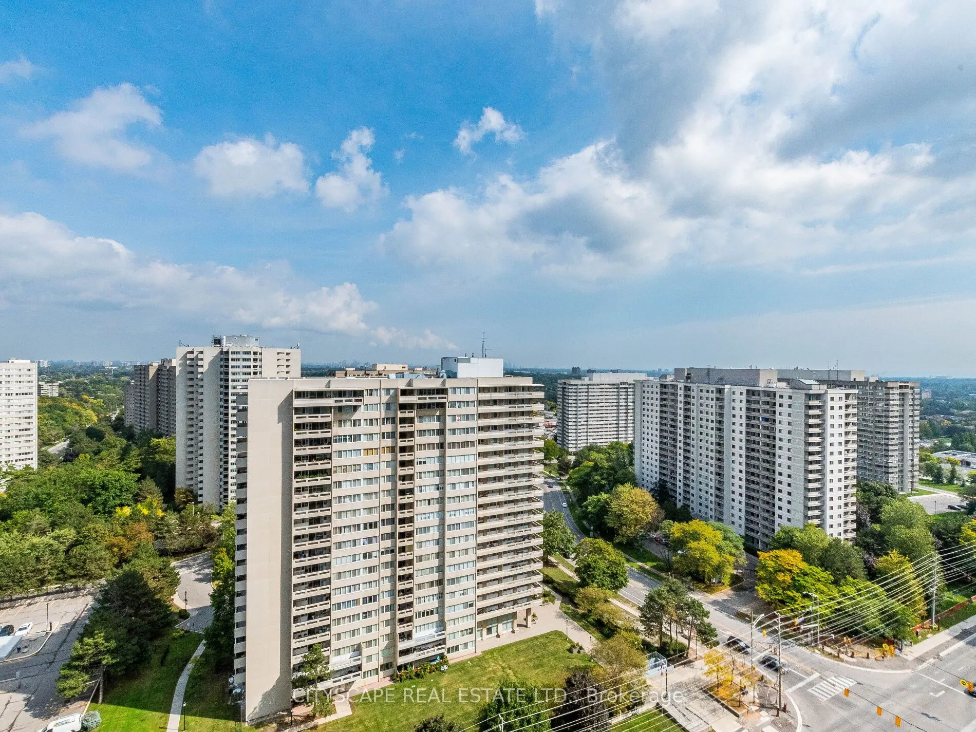 1 Elm Drive W, #2111