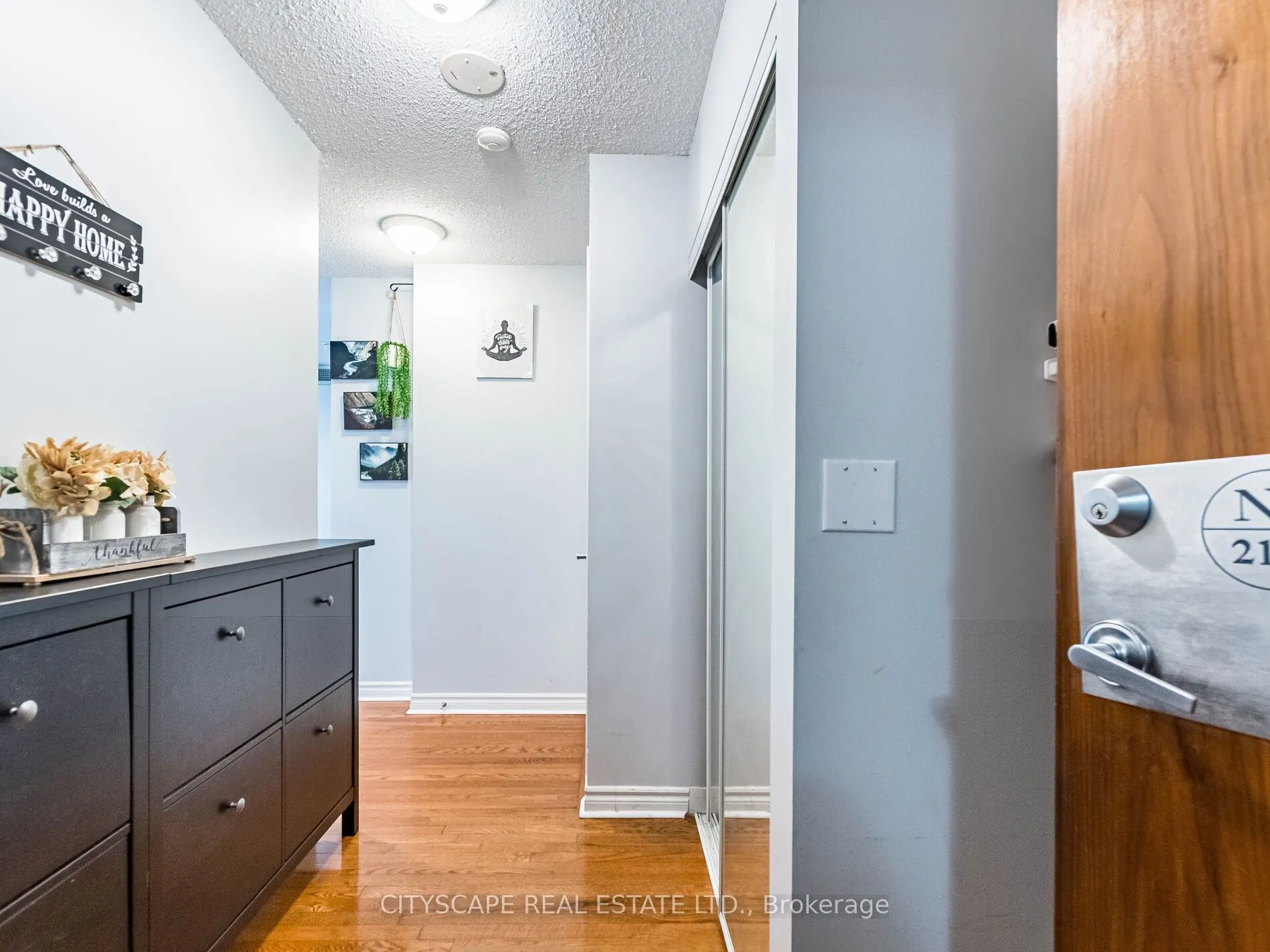 1 Elm Drive W, #2111