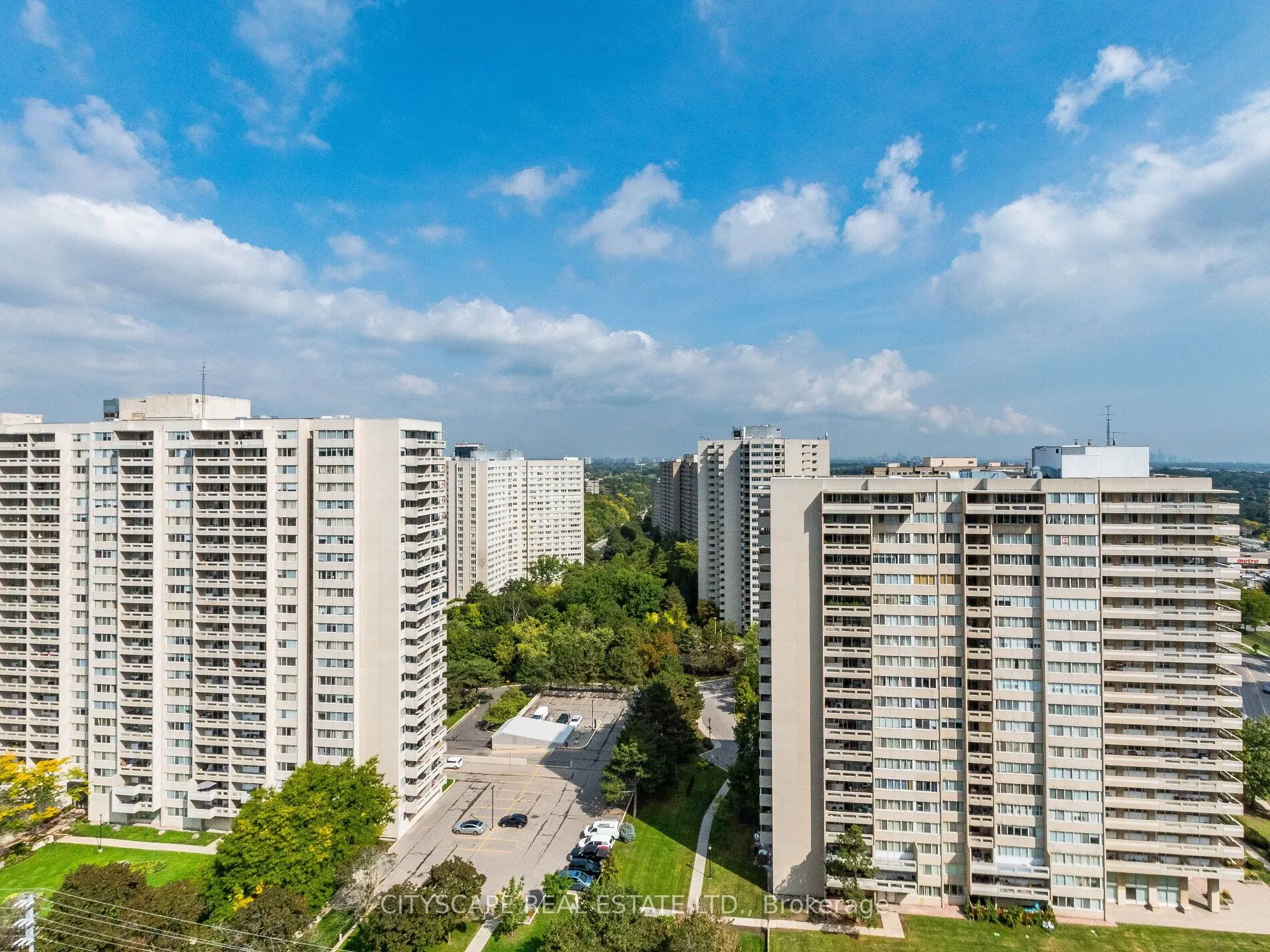 1 Elm Drive W, #2111