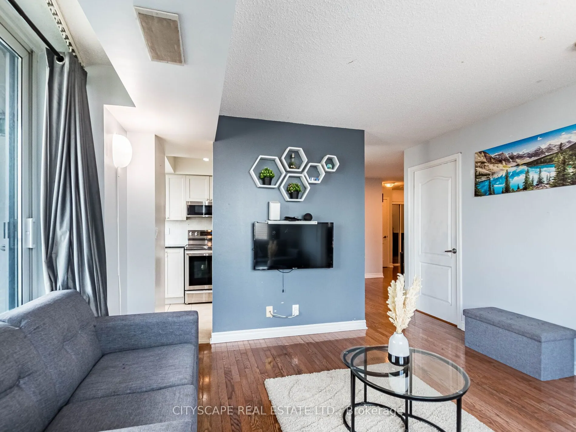 1 Elm Drive W, #2111