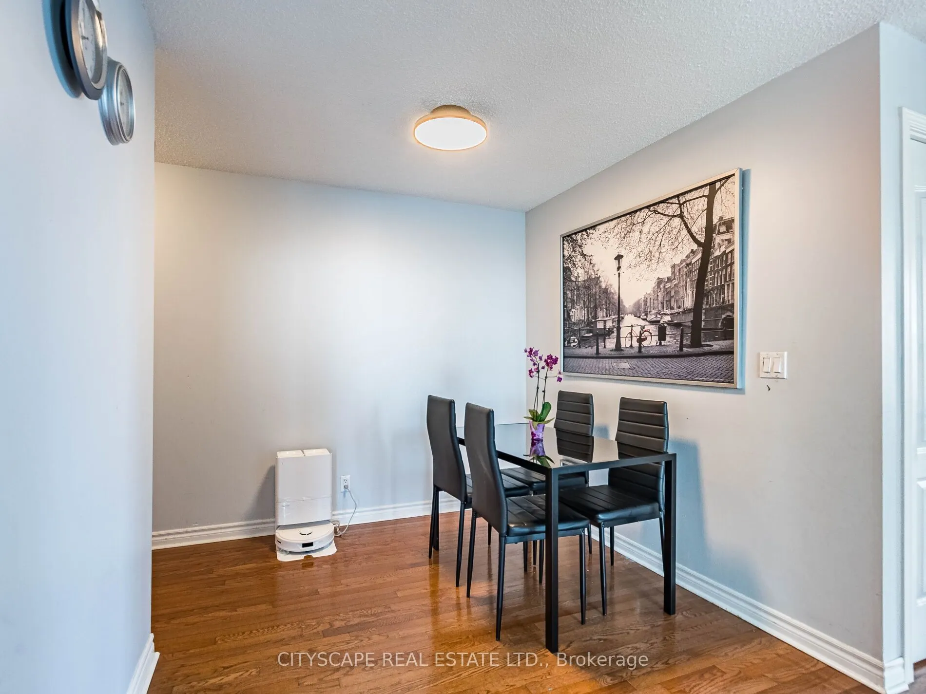 1 Elm Drive W, #2111