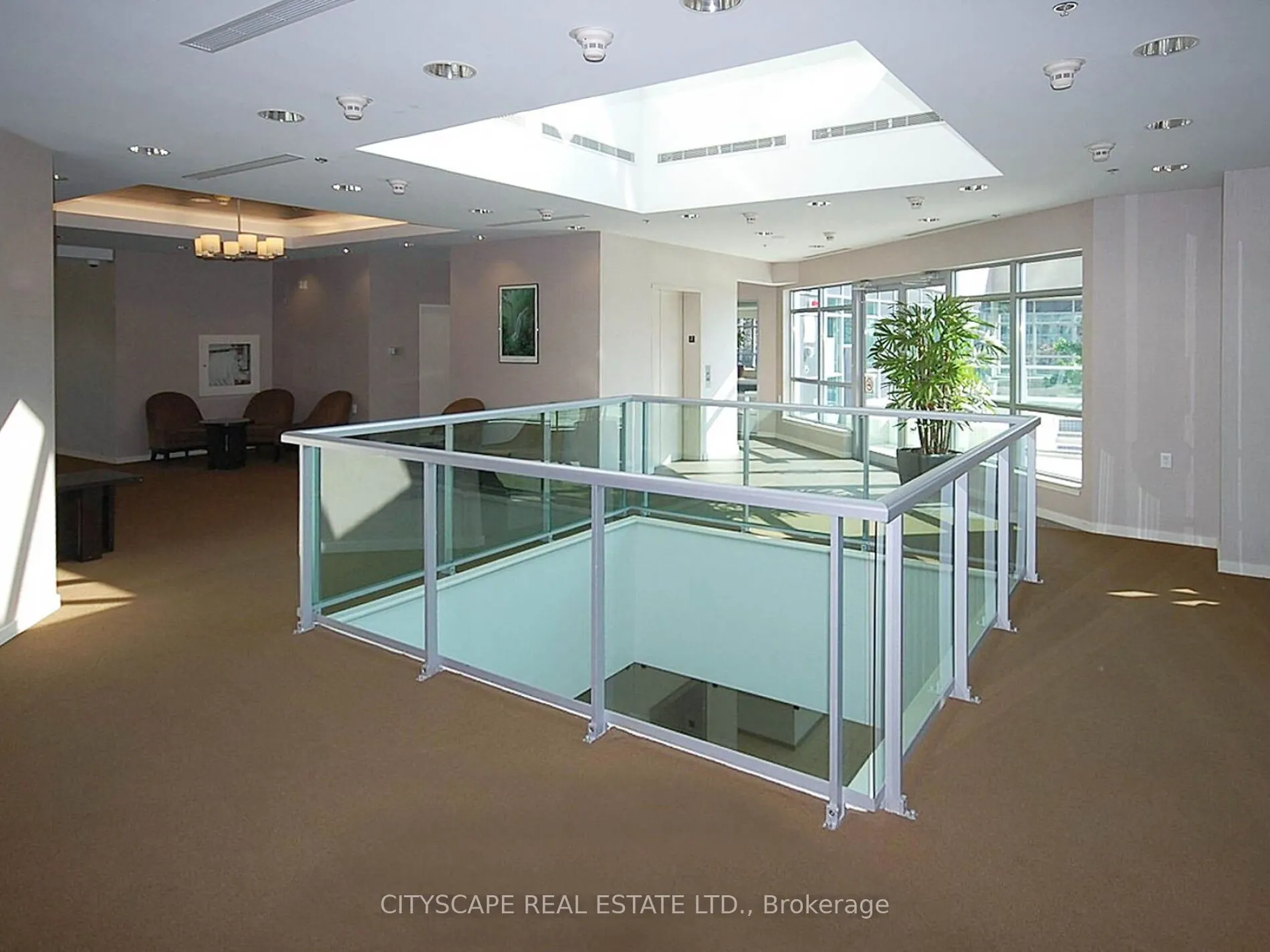 1 Elm Drive W, #2111