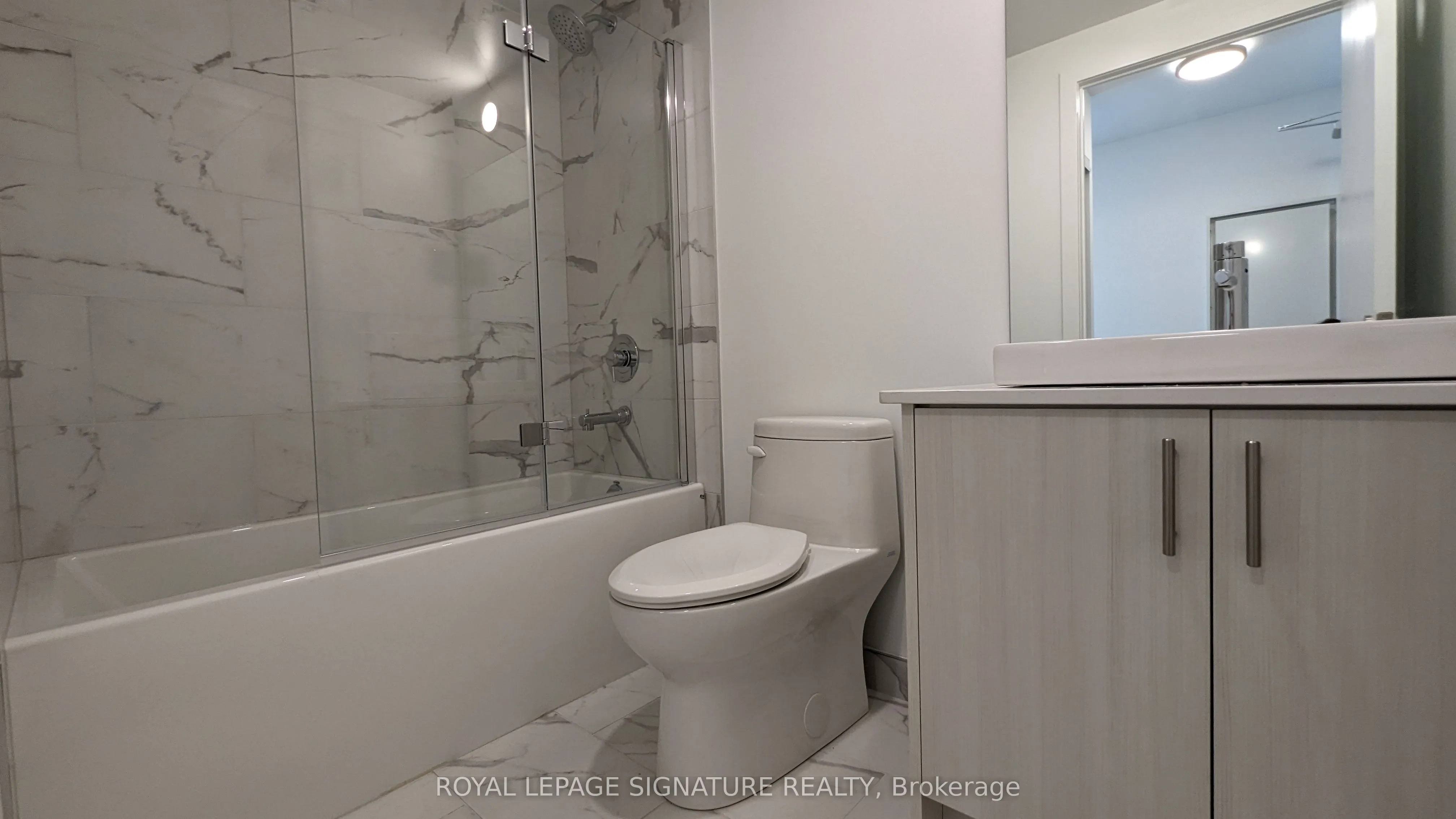 1195 The Queensway, #404