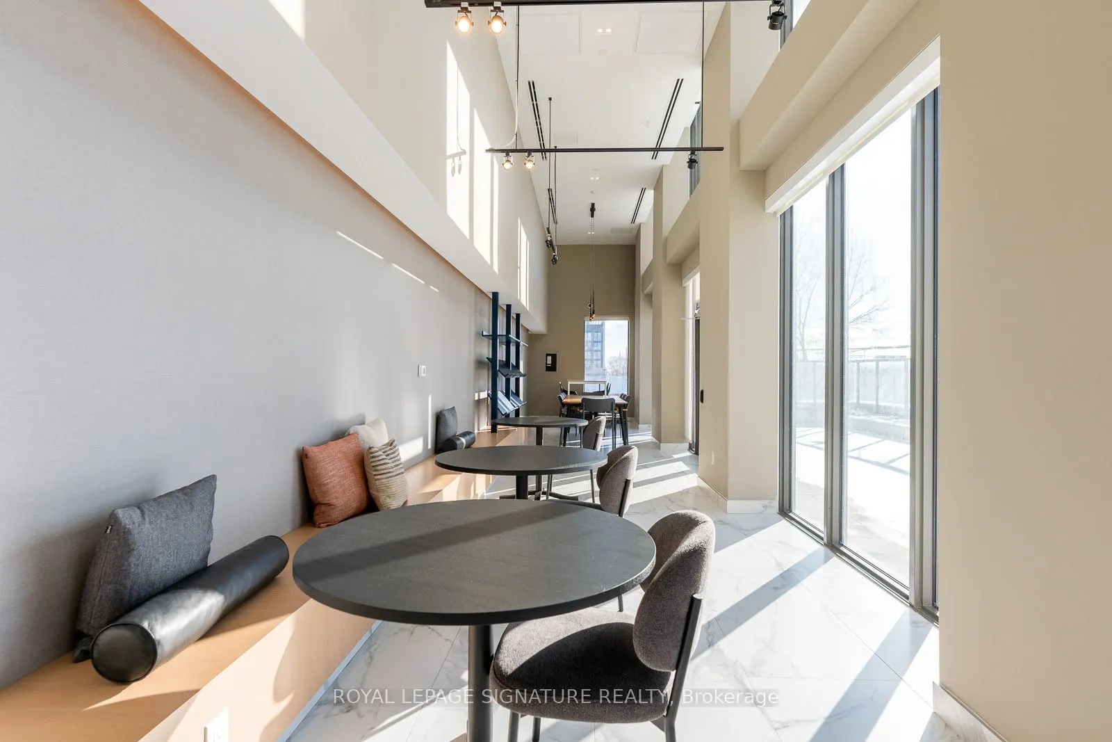 1195 The Queensway, #404