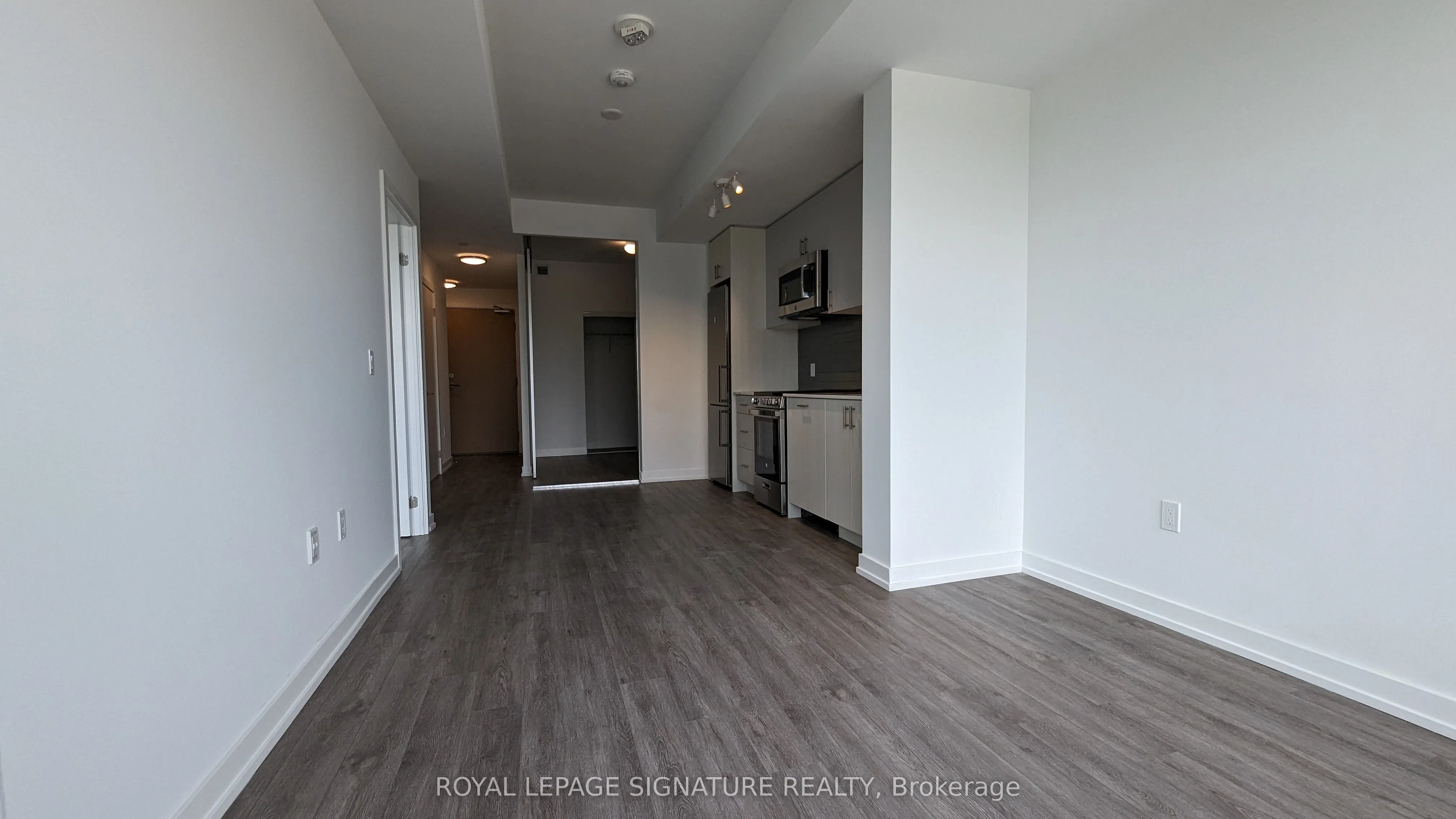 1195 The Queensway, #404
