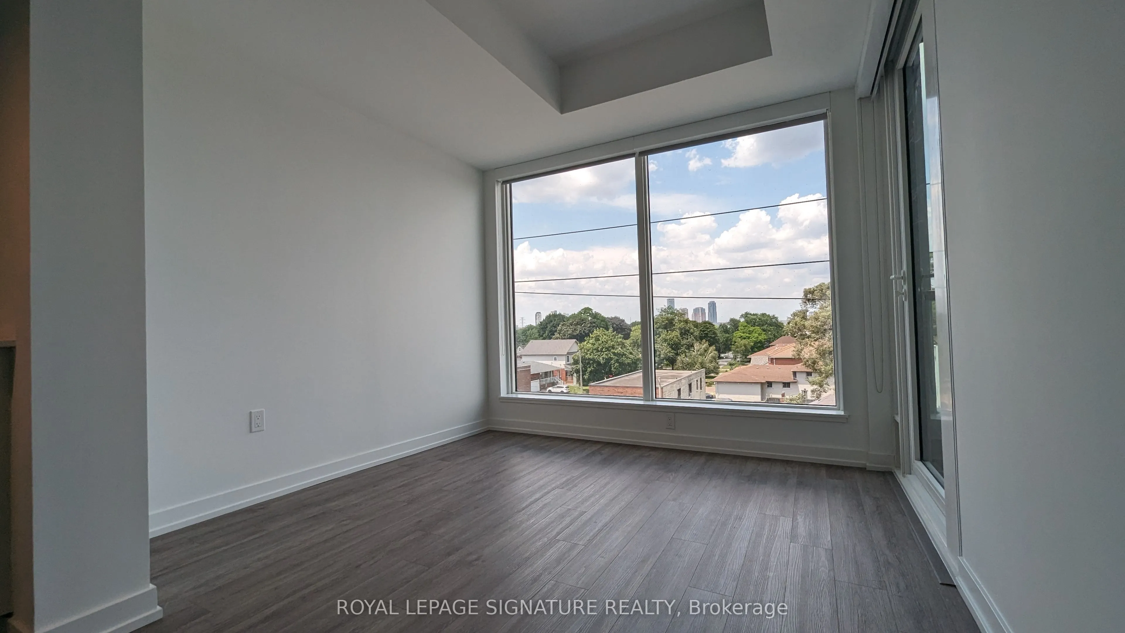 1195 The Queensway, #404