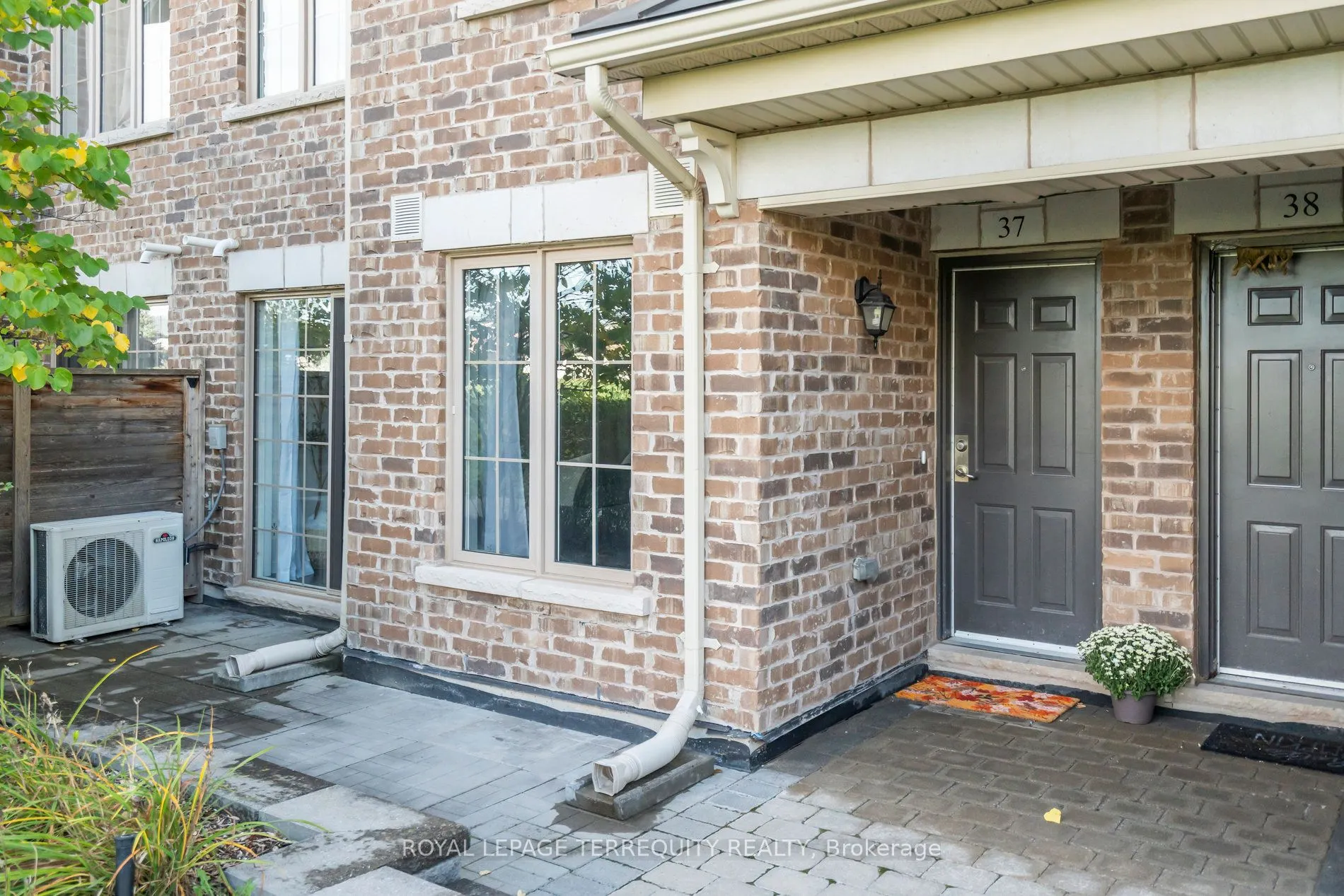 2441 Greenwich Drive, #37
