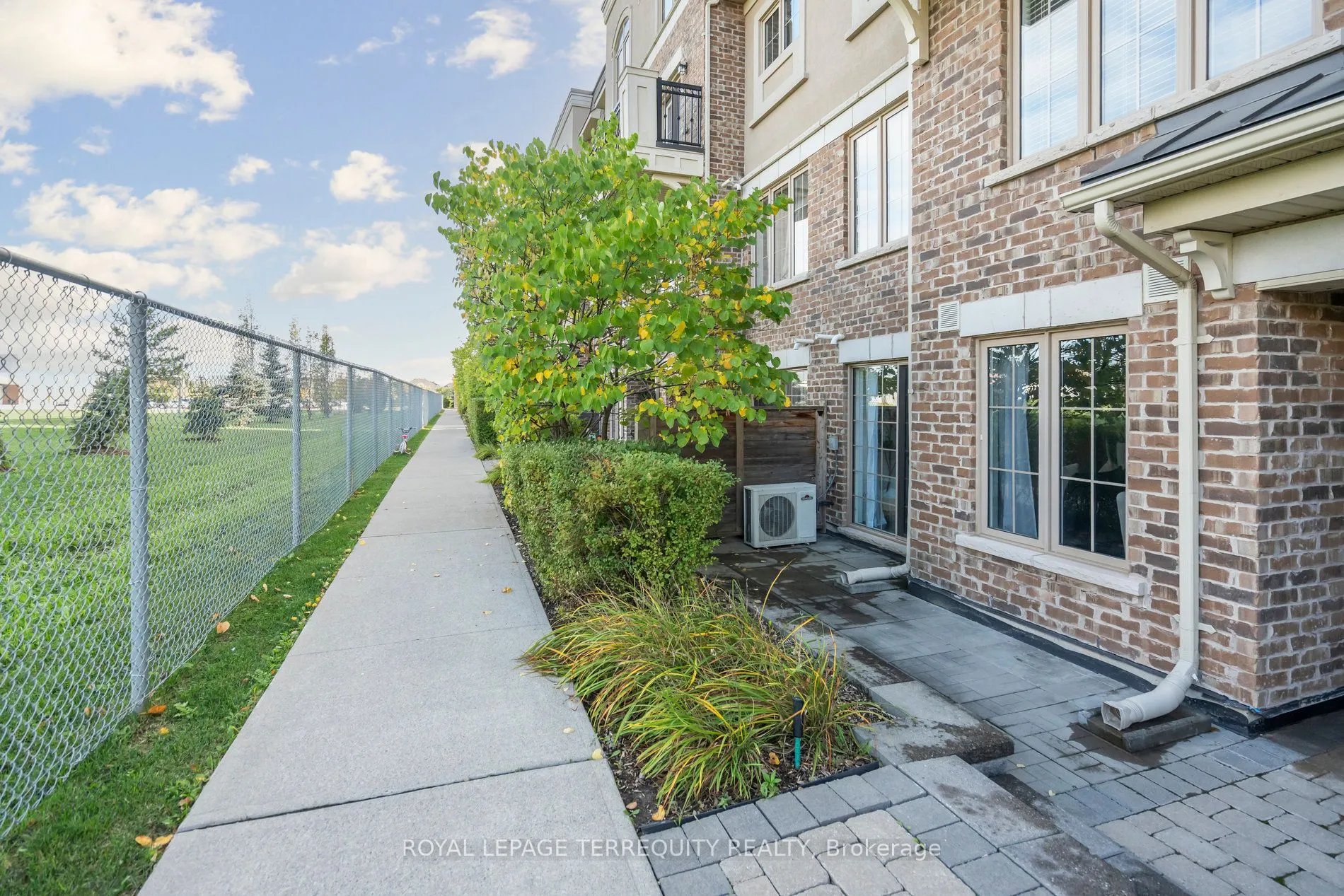 2441 Greenwich Drive, #37
