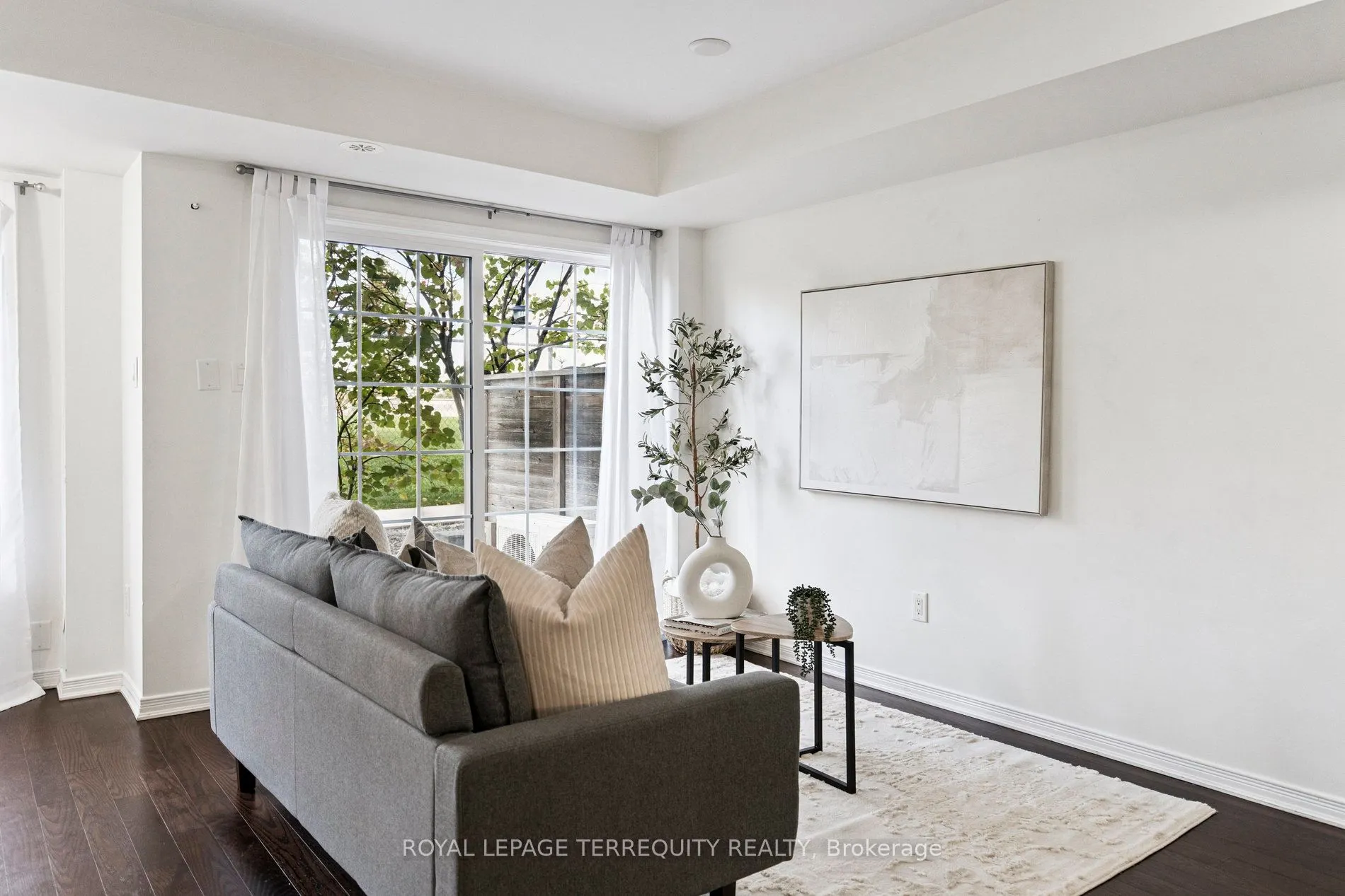 2441 Greenwich Drive, #37