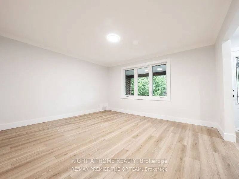 61 McAdam Avenue, #Upper