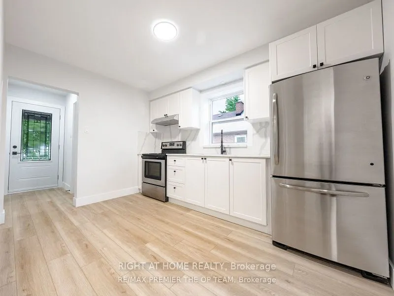 61 McAdam Avenue, #Upper