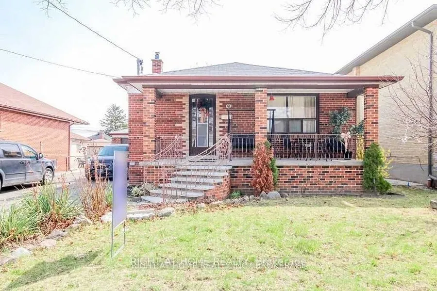 61 McAdam Avenue, #Upper