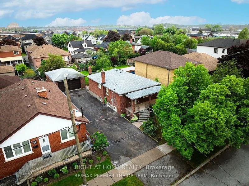 61 McAdam Avenue, #Upper