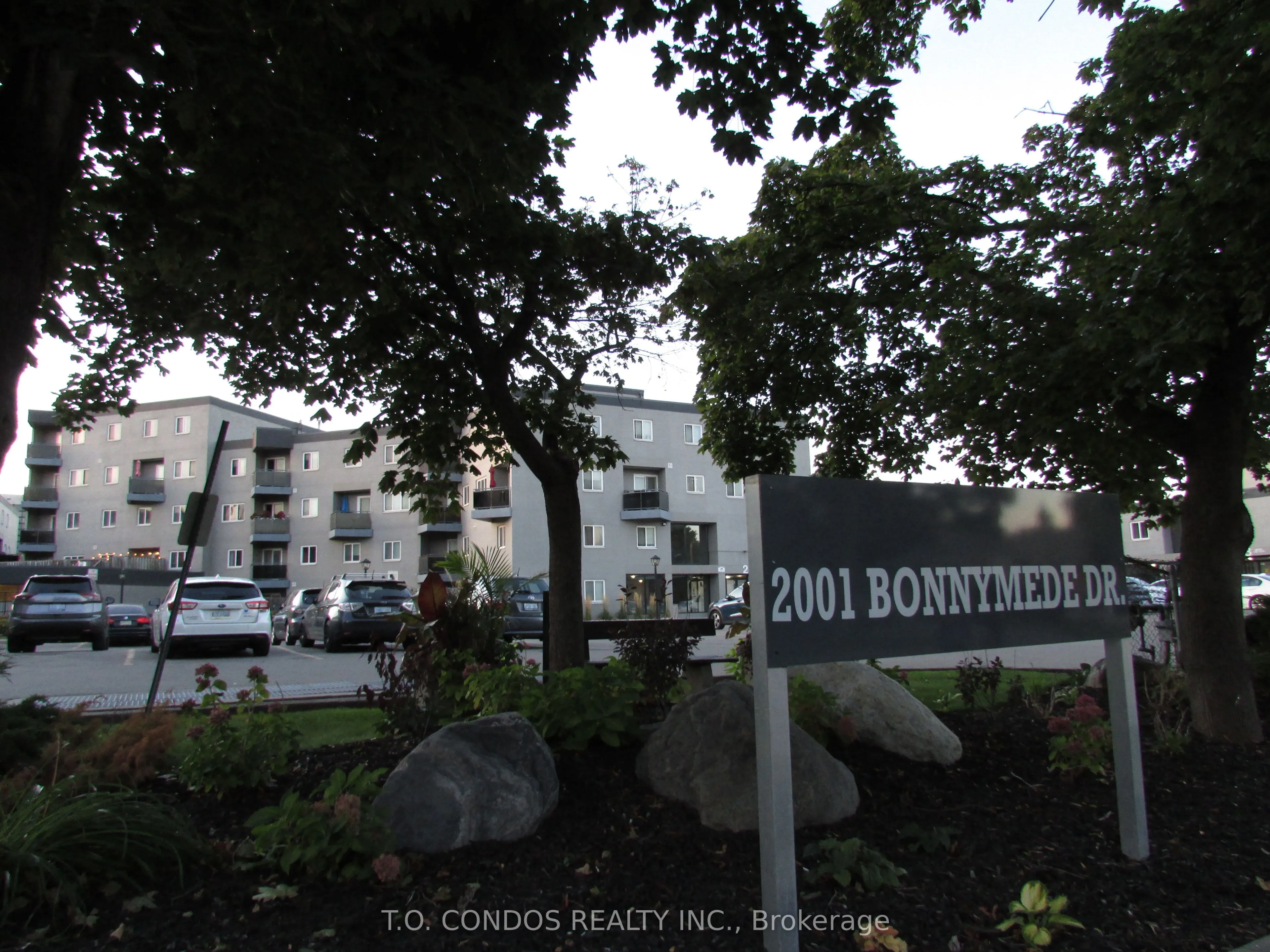 2001 Bonnymede Drive, #213