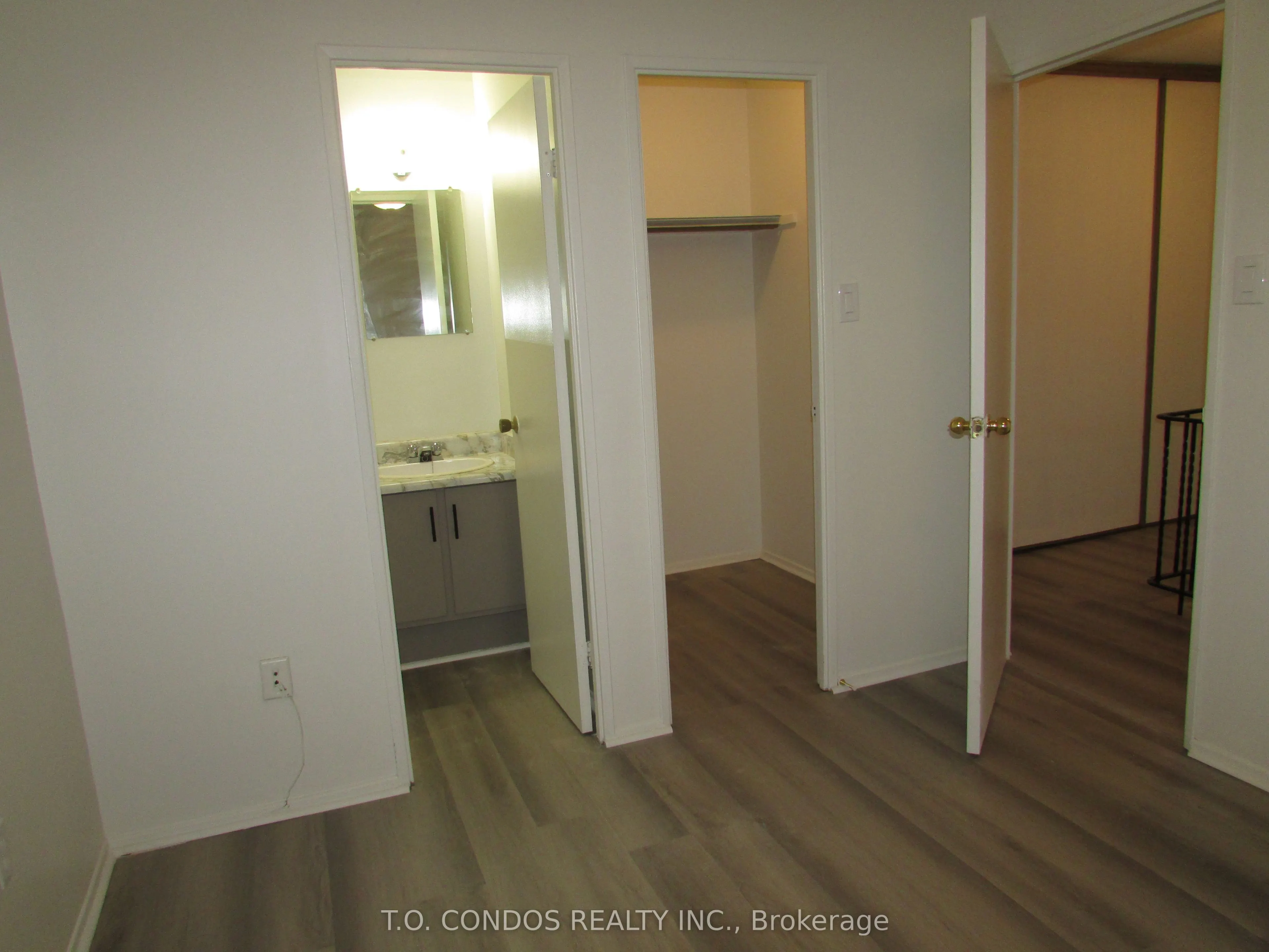 2001 Bonnymede Drive, #213