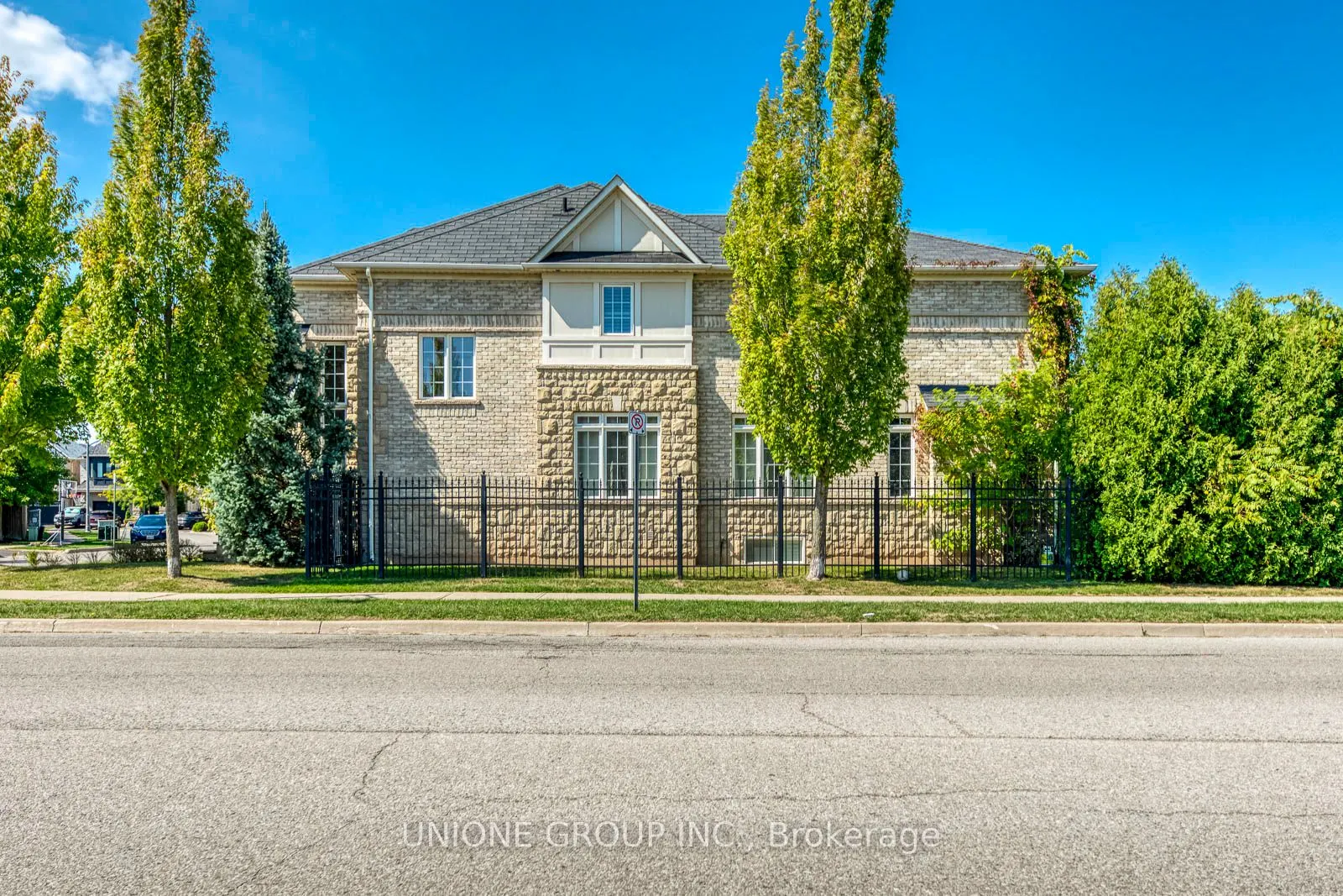 3231 Skipton Lane