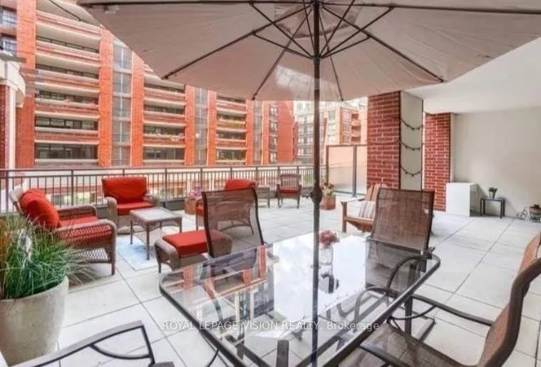830 Lawrence Avenue W, #1401