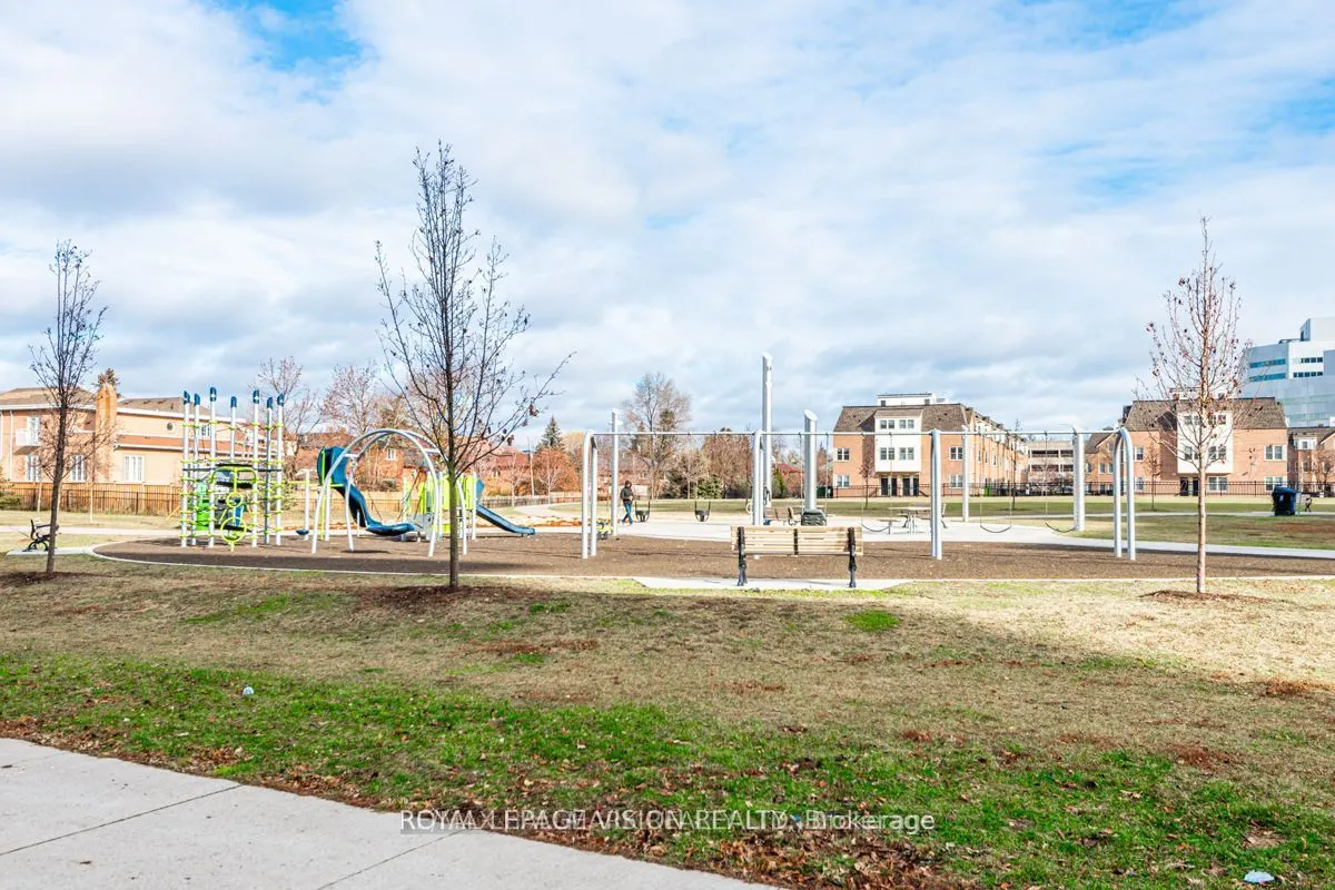 830 Lawrence Avenue W, #1401