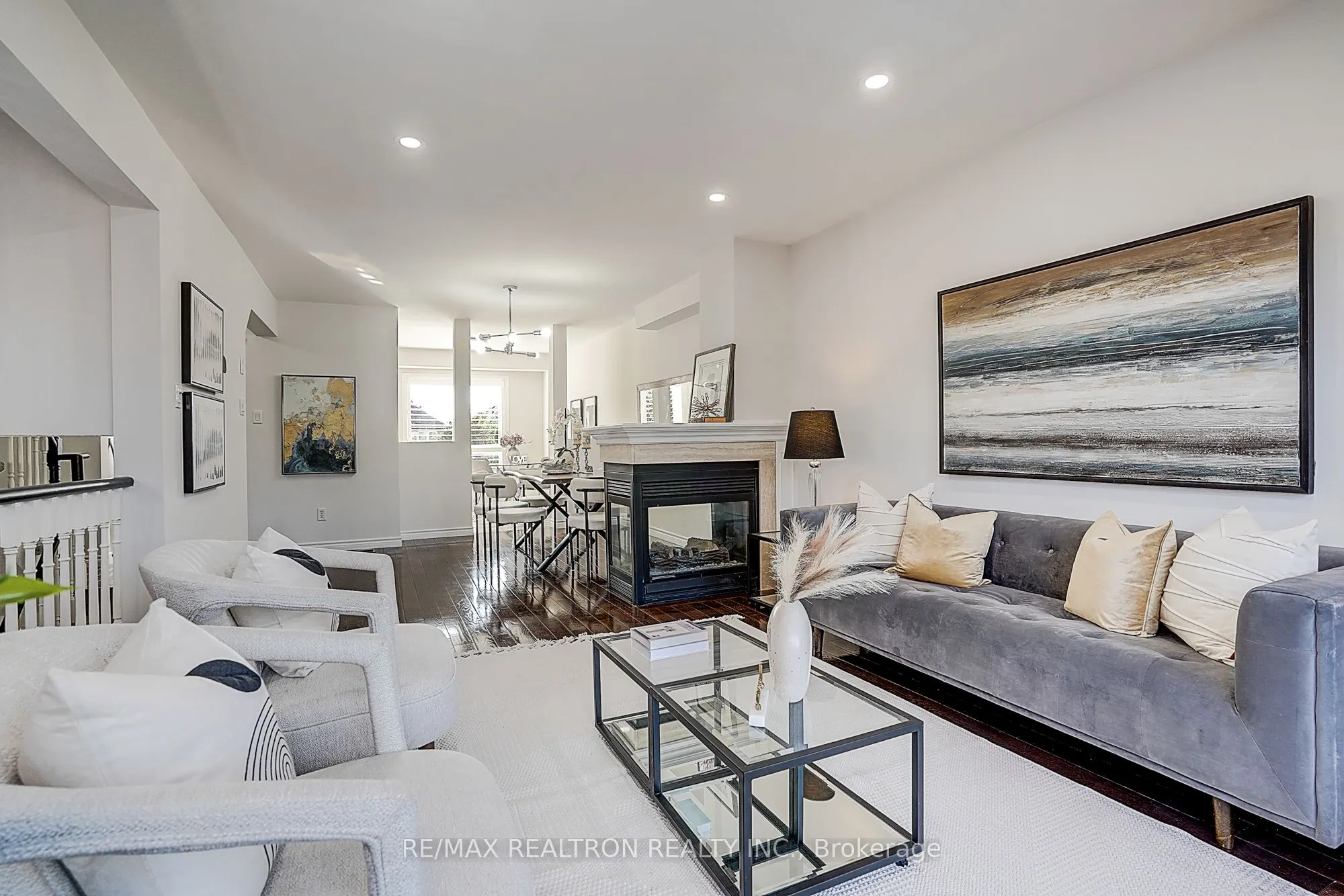 2543 Gill Crescent